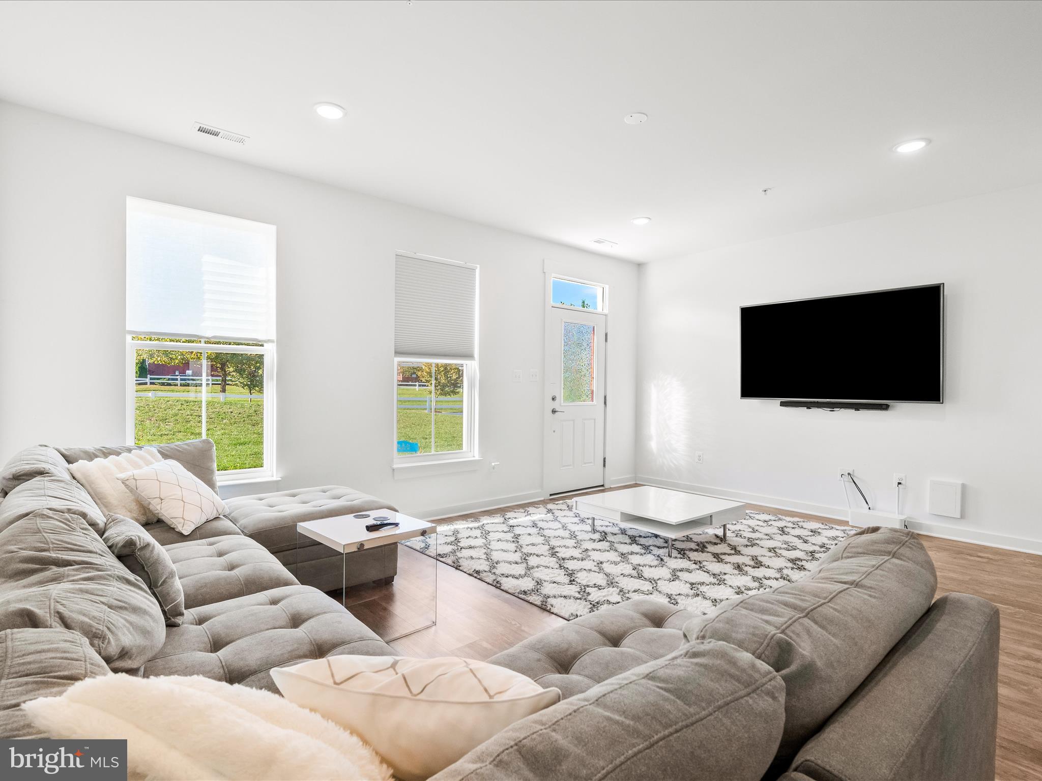 GAMBRILL VIEW - Residential Lease