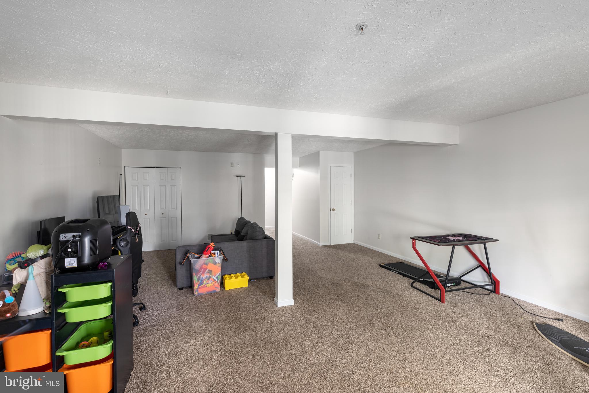 WOODS OF BAYVIEW - Residential