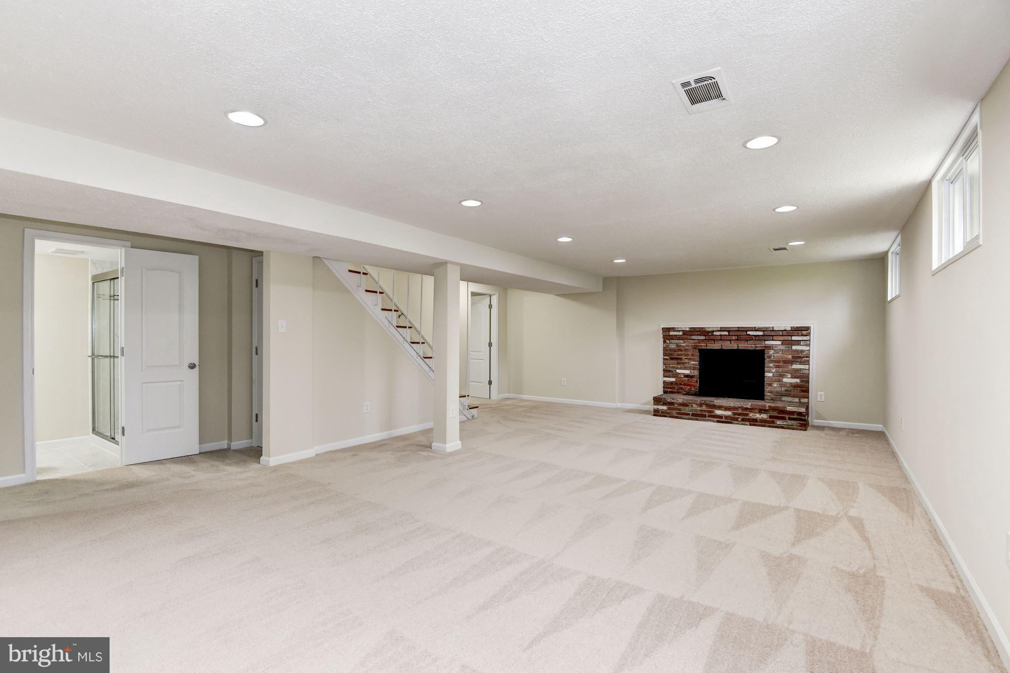 KENWOOD - Residential