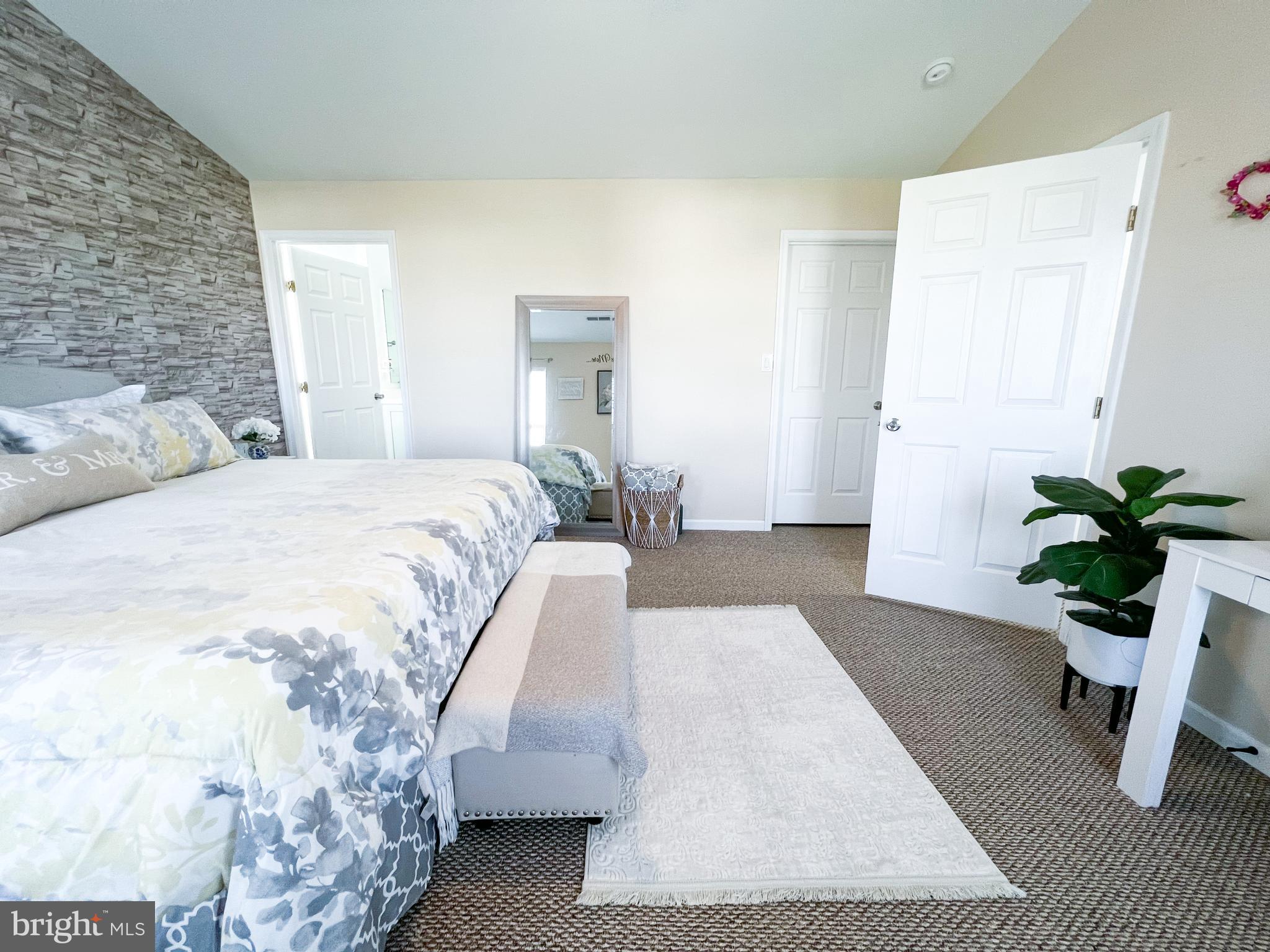 SADDLE BROOK - Residential