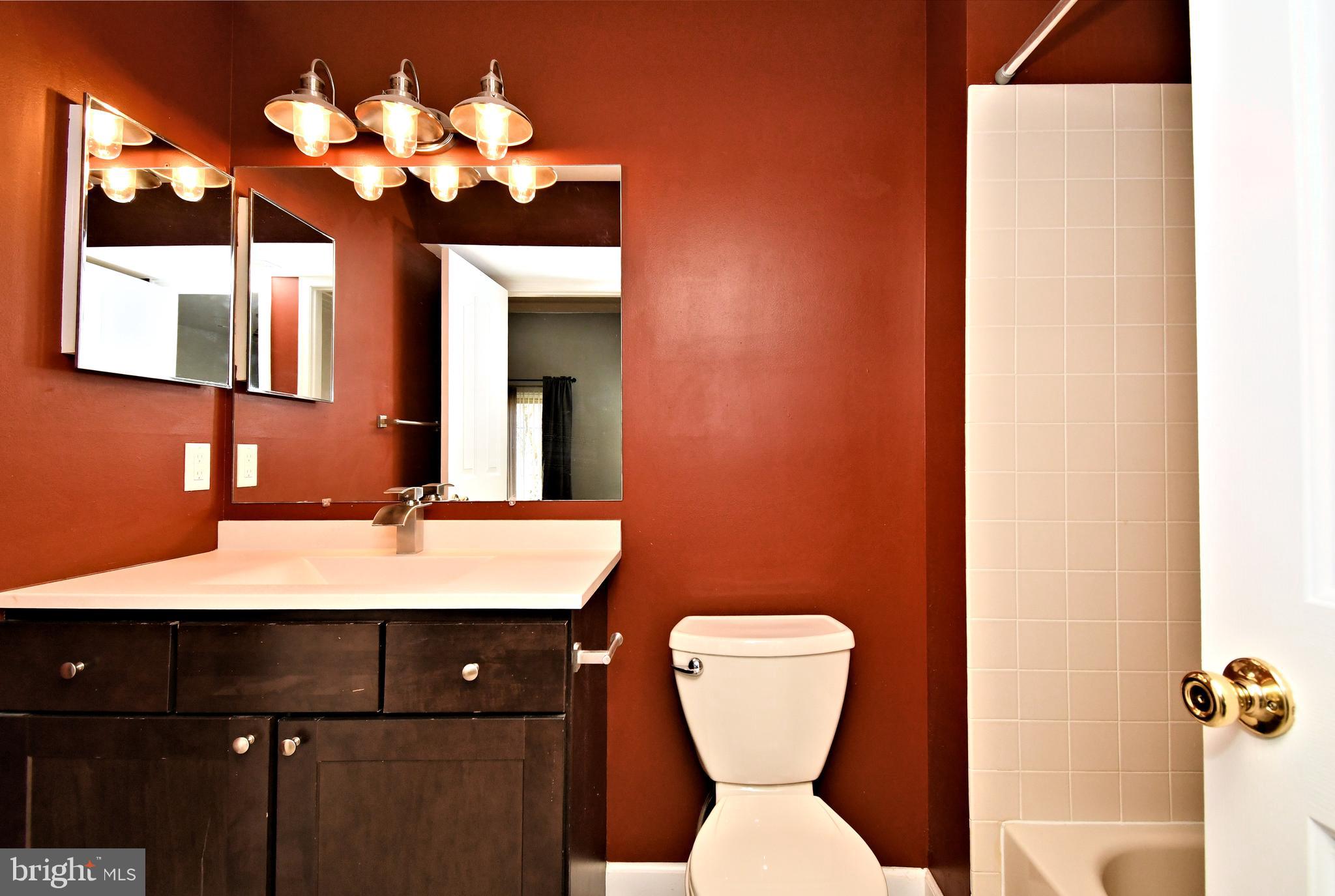 MONTGOMERY BROOKE - Residential