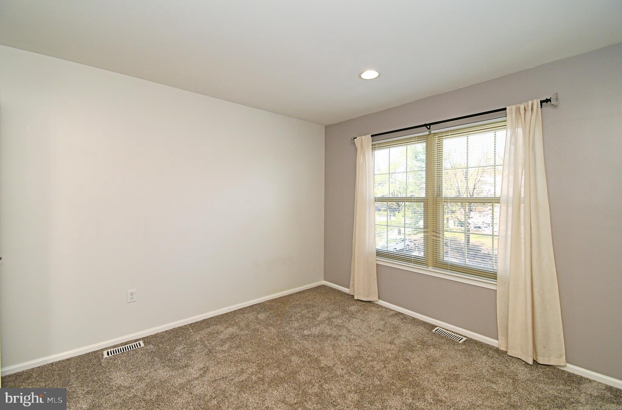 MONTGOMERY BROOKE - Residential