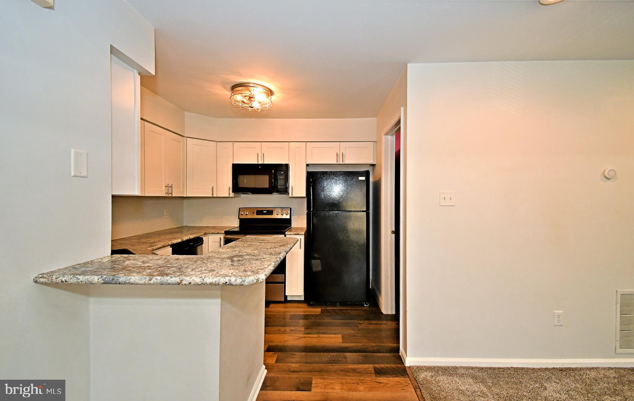 MONTGOMERY BROOKE - Residential