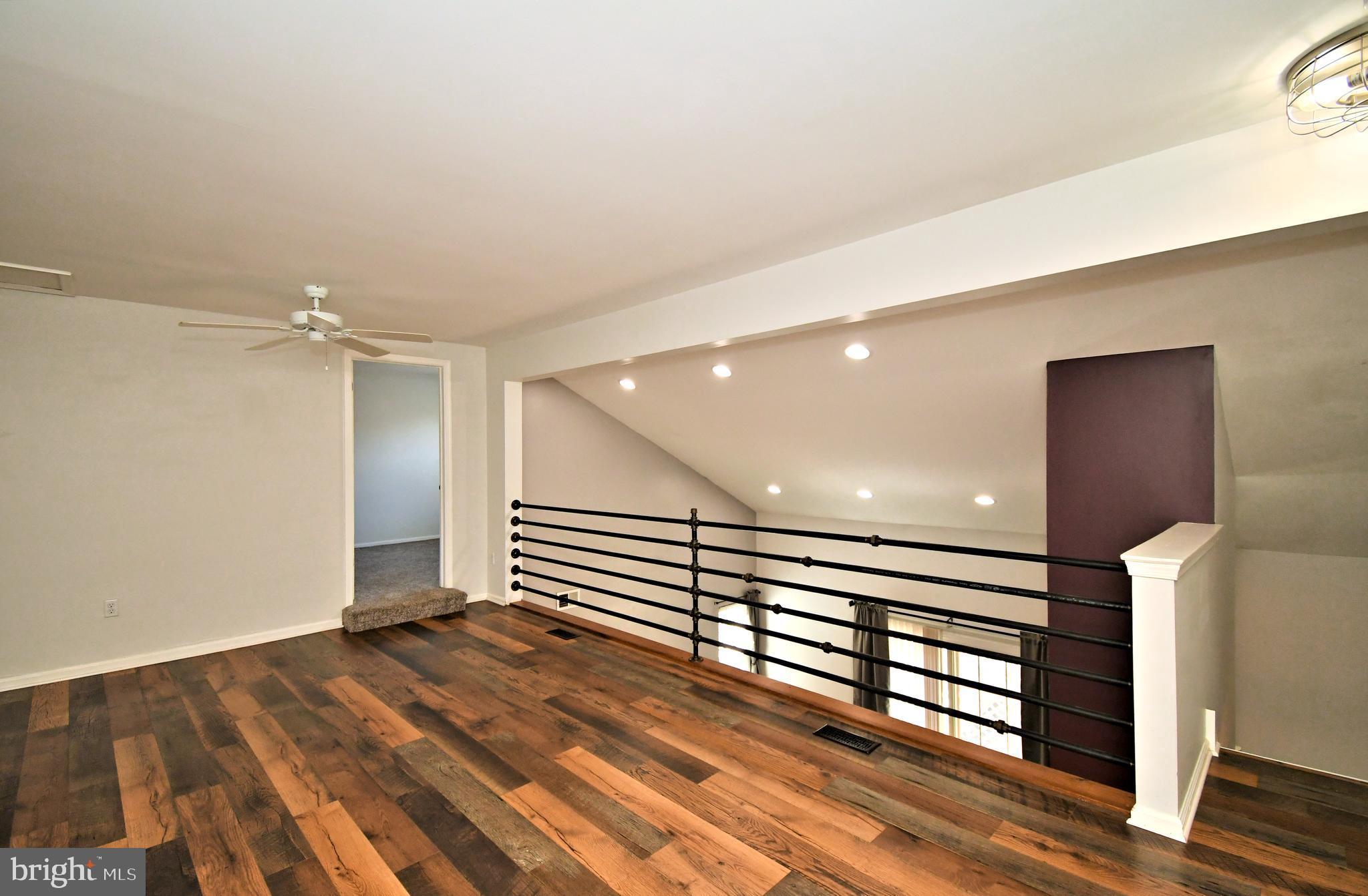 MONTGOMERY BROOKE - Residential