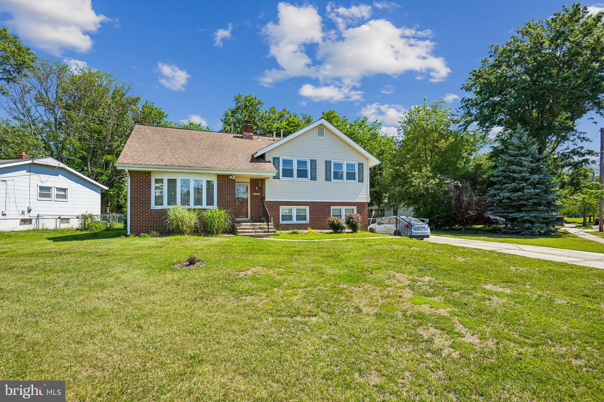 311 BELLE ARBOR DRIVE
