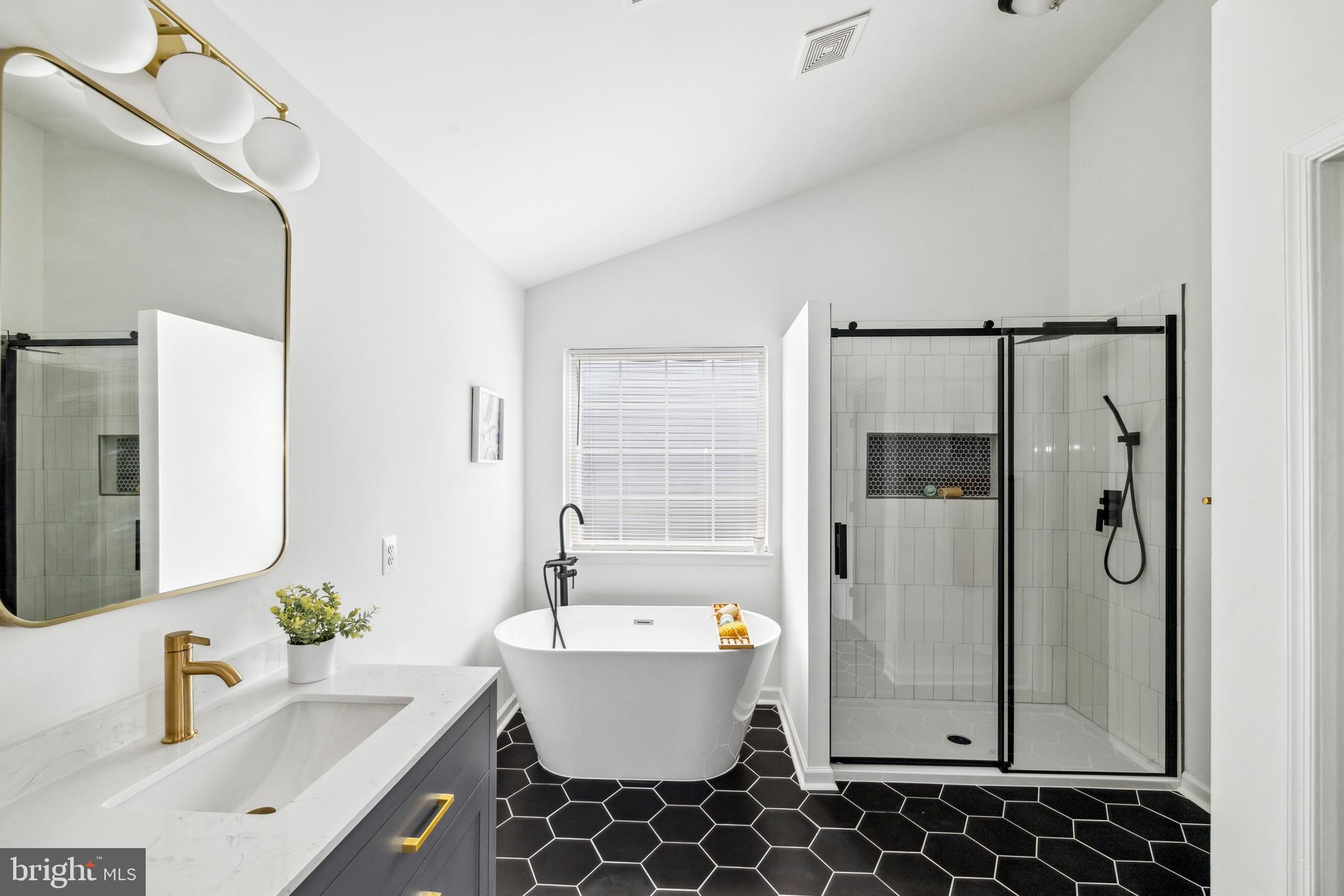 ARAGONA VILLAGE - Residential