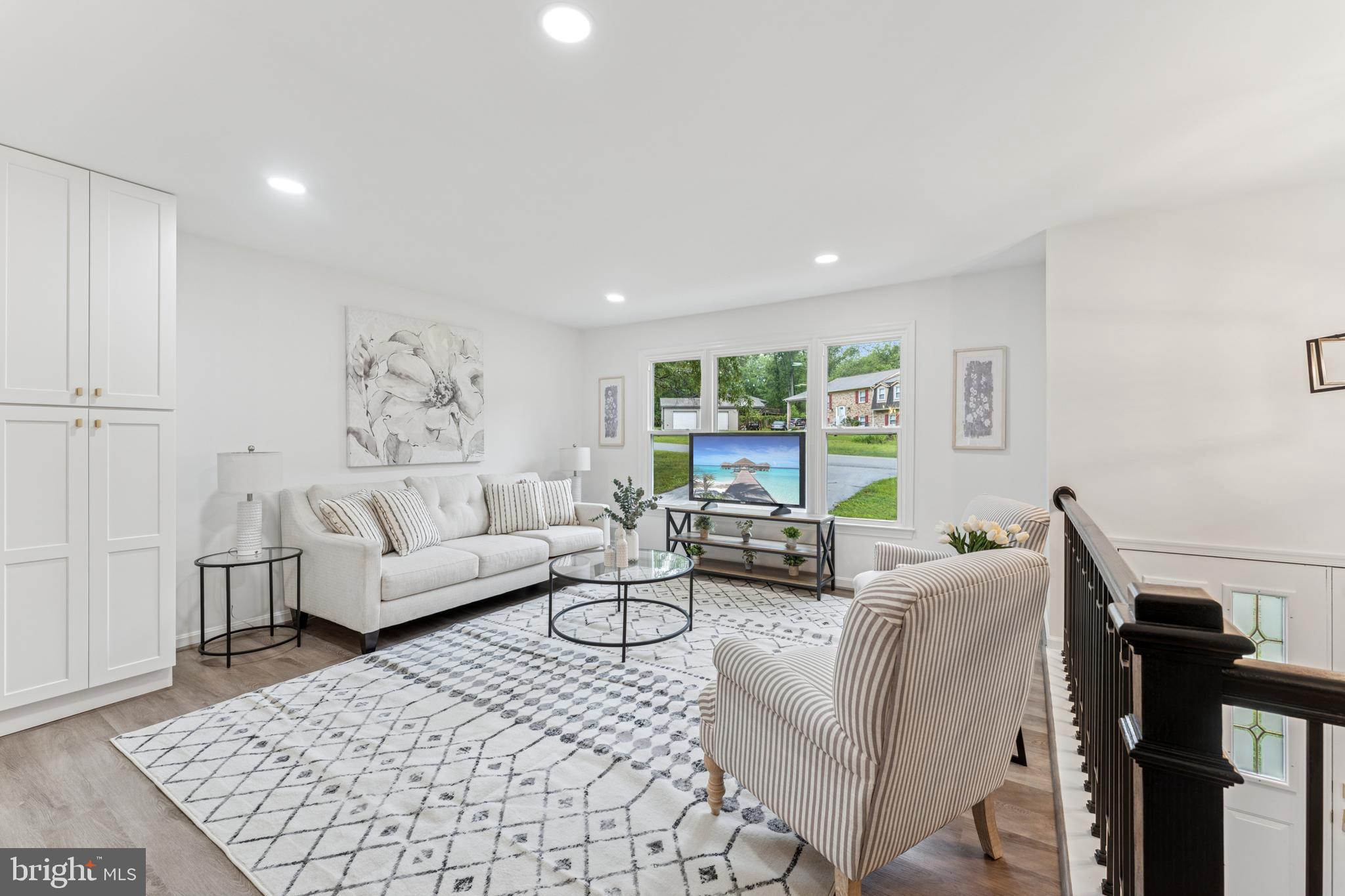 RUSTIC HILLS - Residential