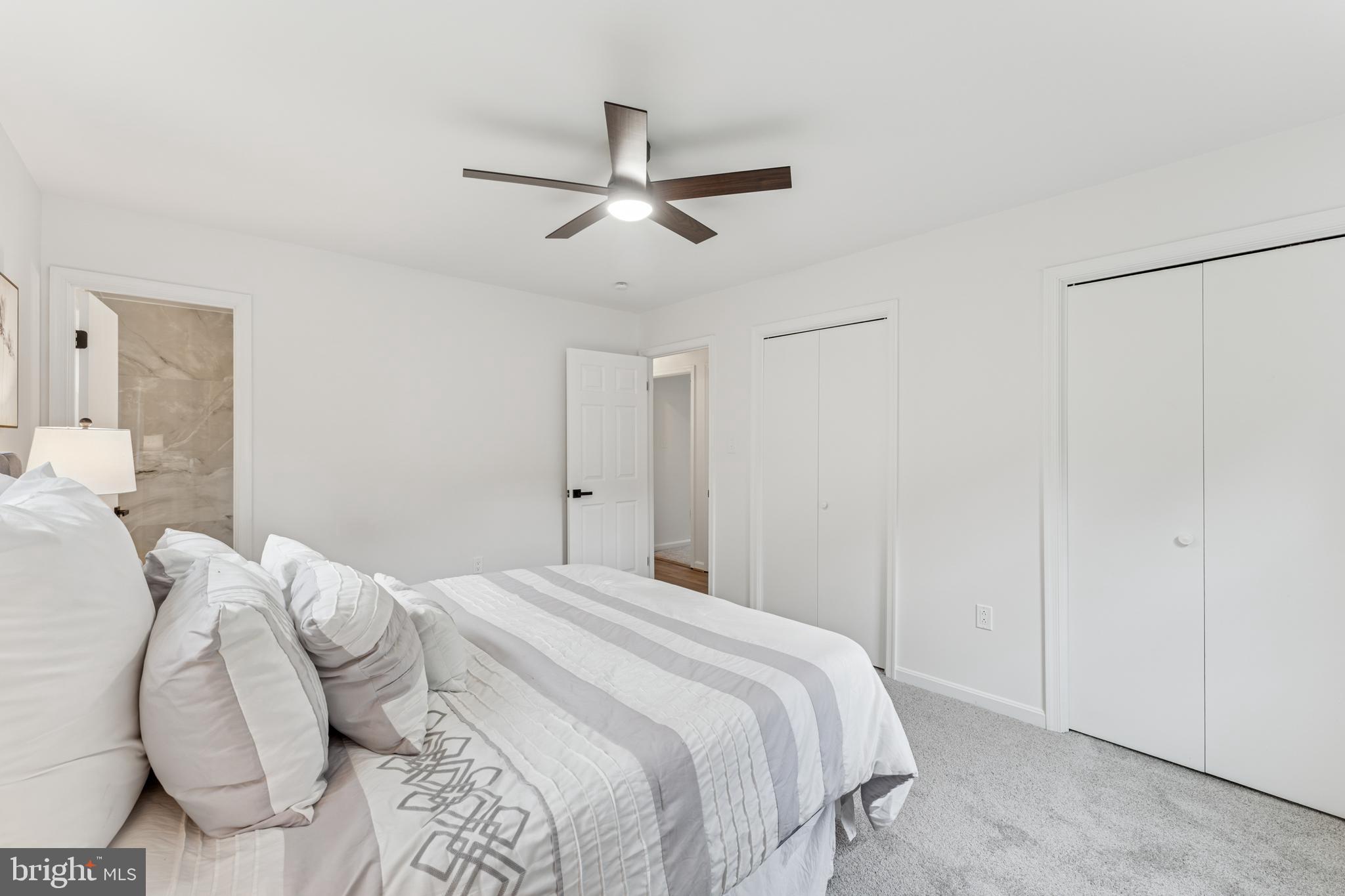 RUSTIC HILLS - Residential