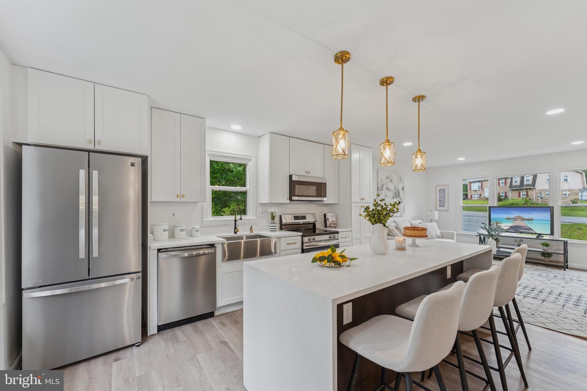 RUSTIC HILLS - Residential