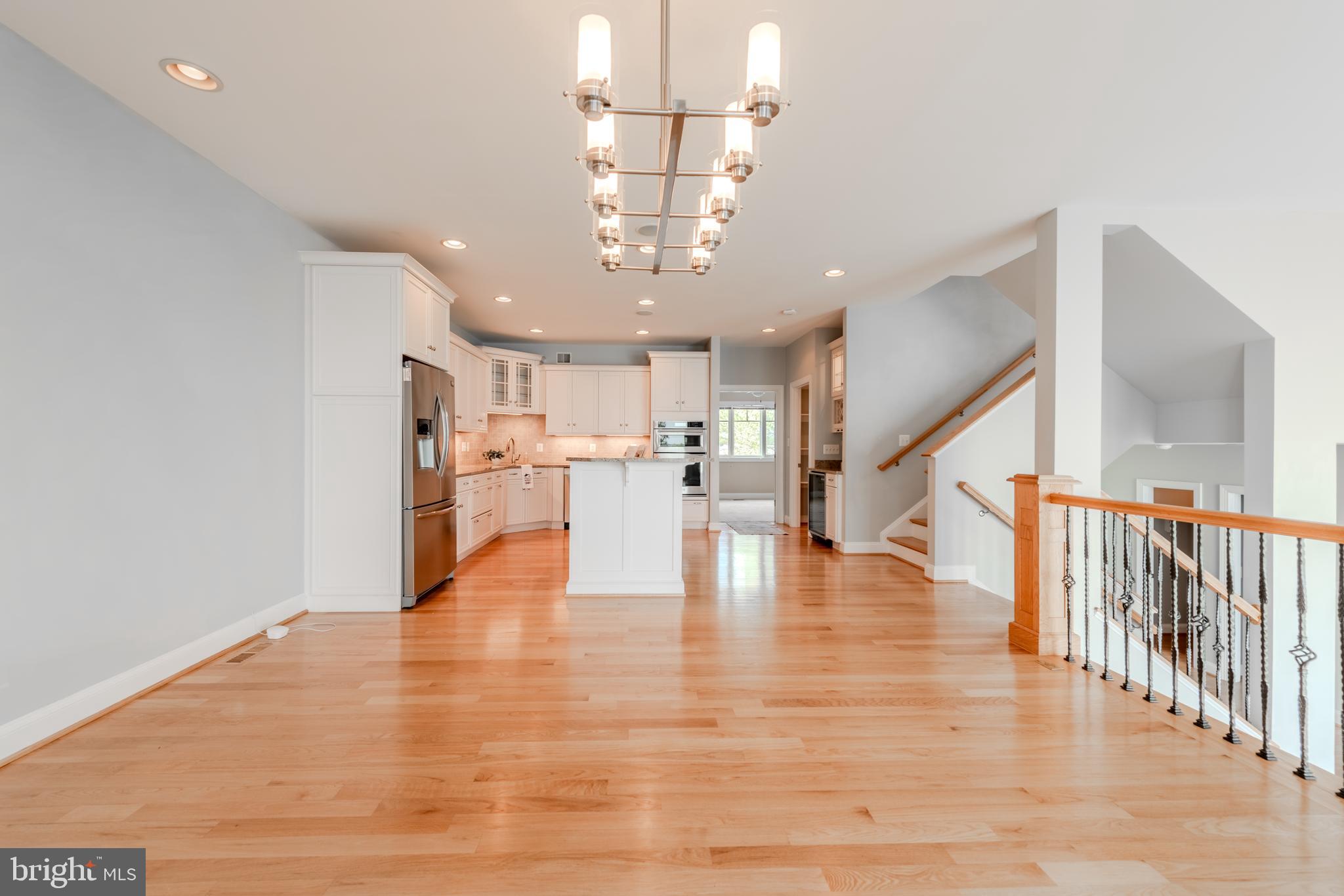 NARROWS POINTE - Residential