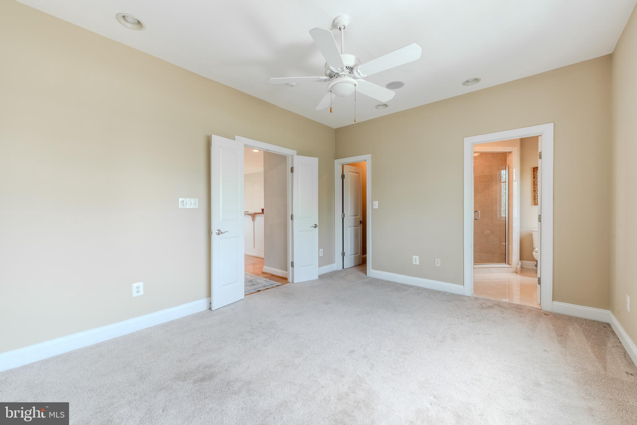 NARROWS POINTE - Residential