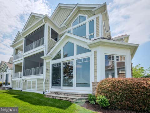 Condo For Sale - 430 Narrows Pointe Drive<br/> GRASONVILLE, MD 21638