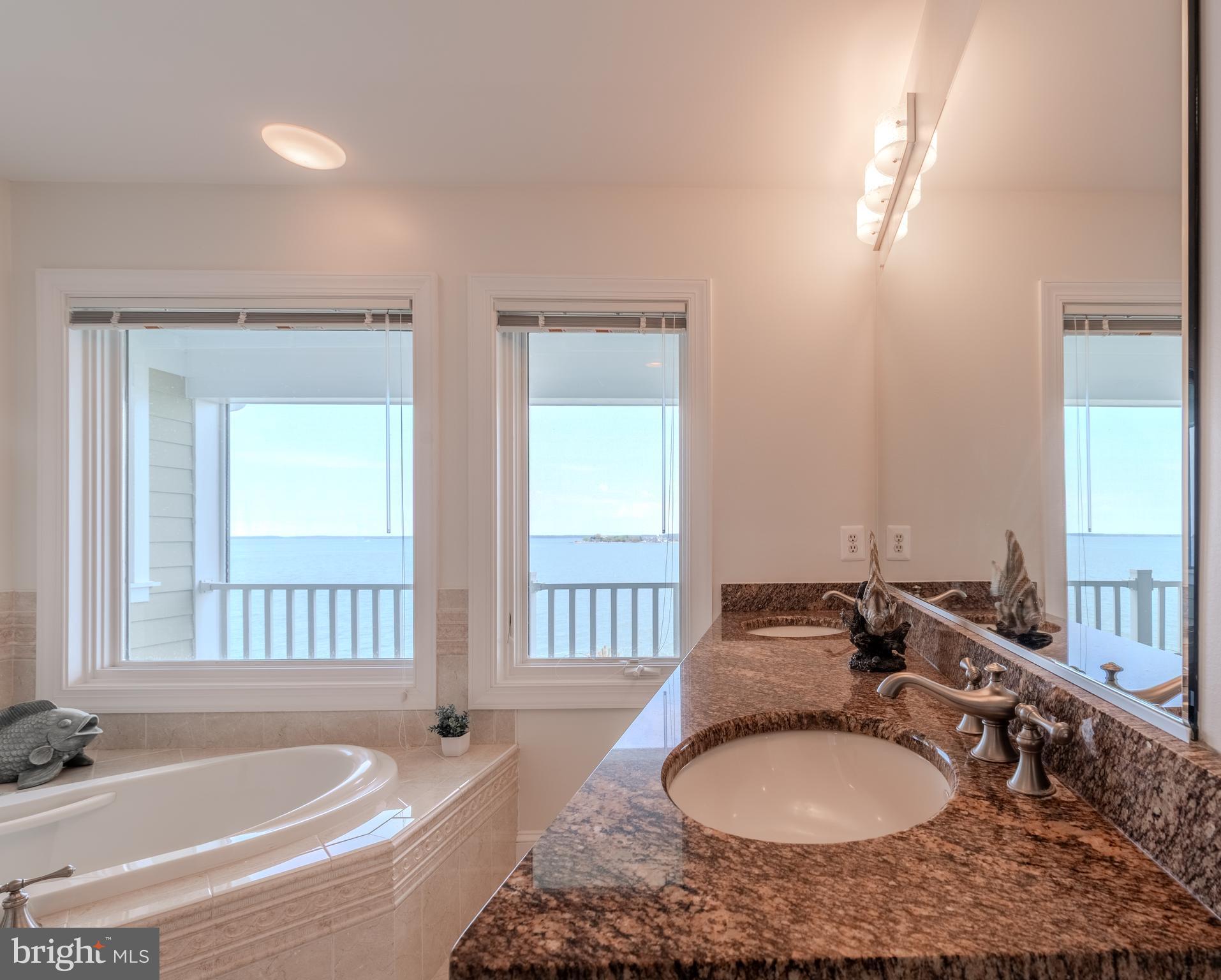 NARROWS POINTE - Residential