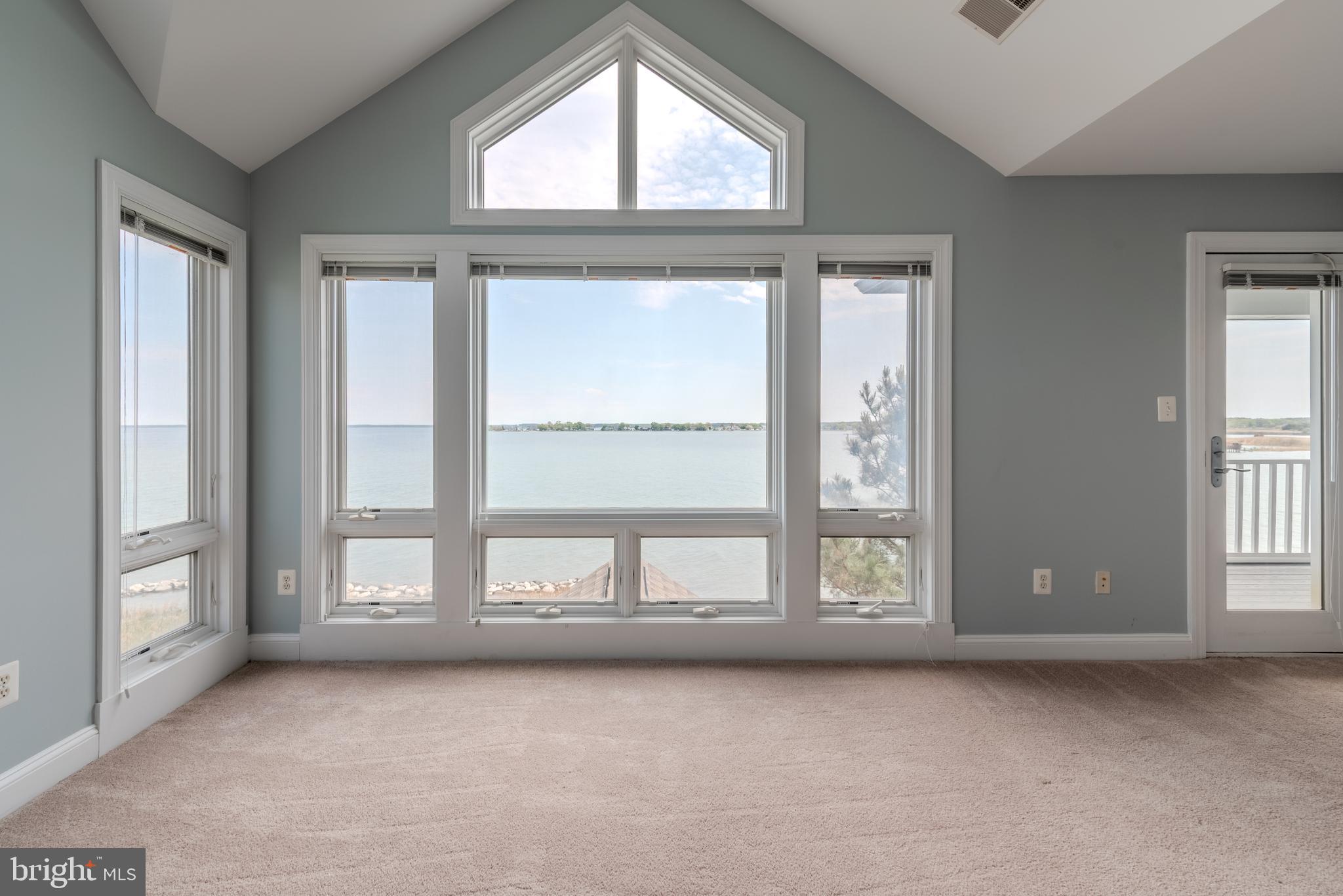 NARROWS POINTE - Residential
