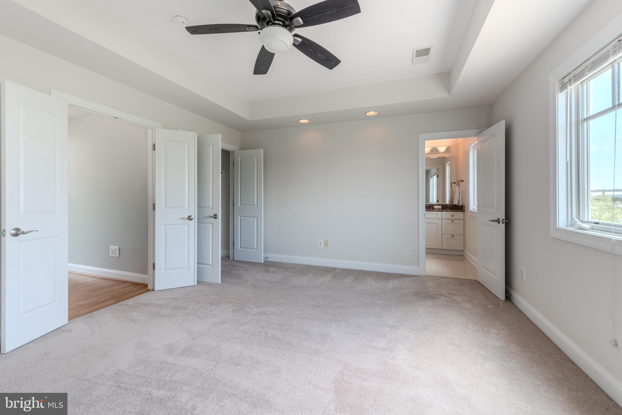 NARROWS POINTE - Residential