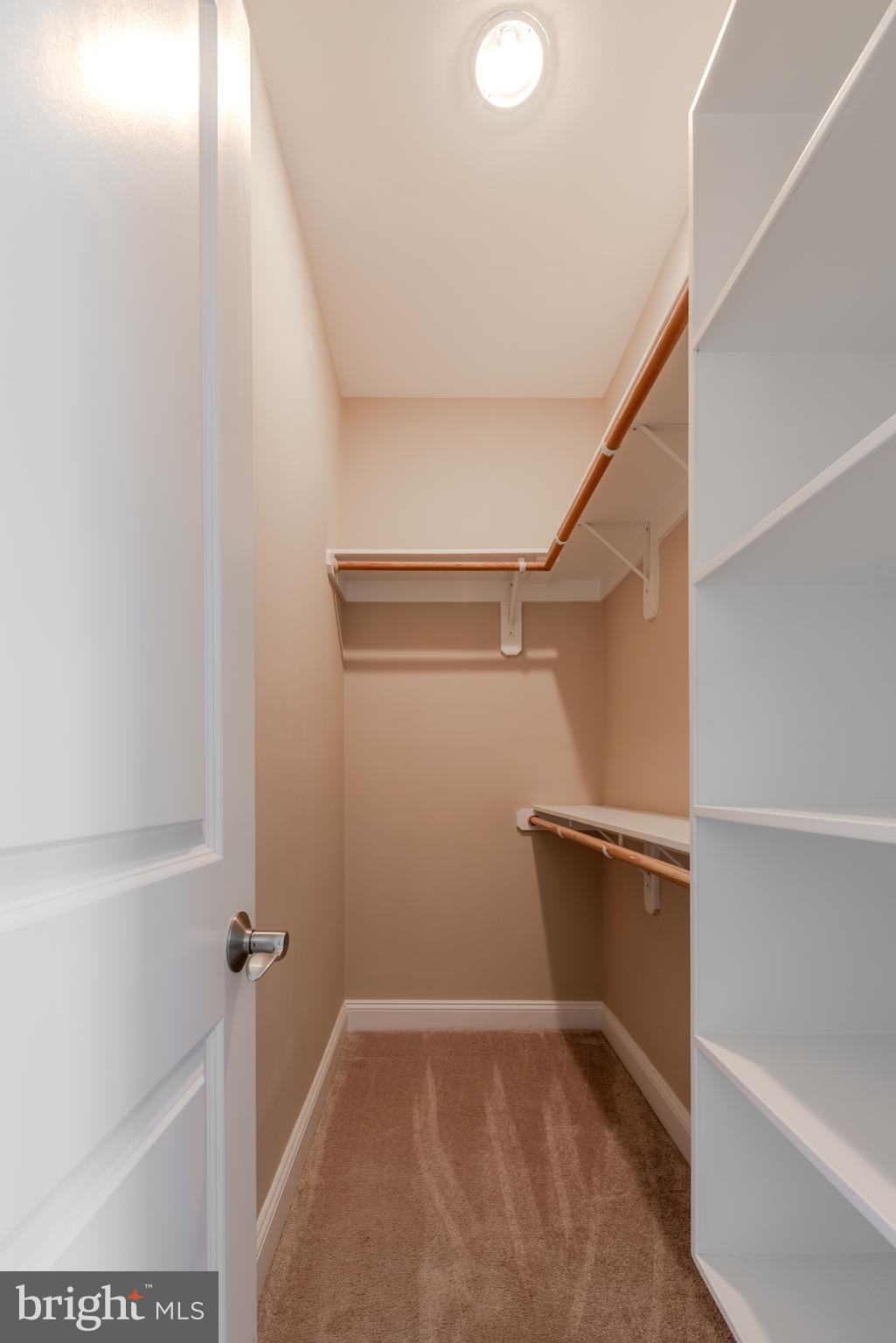 NARROWS POINTE - Residential