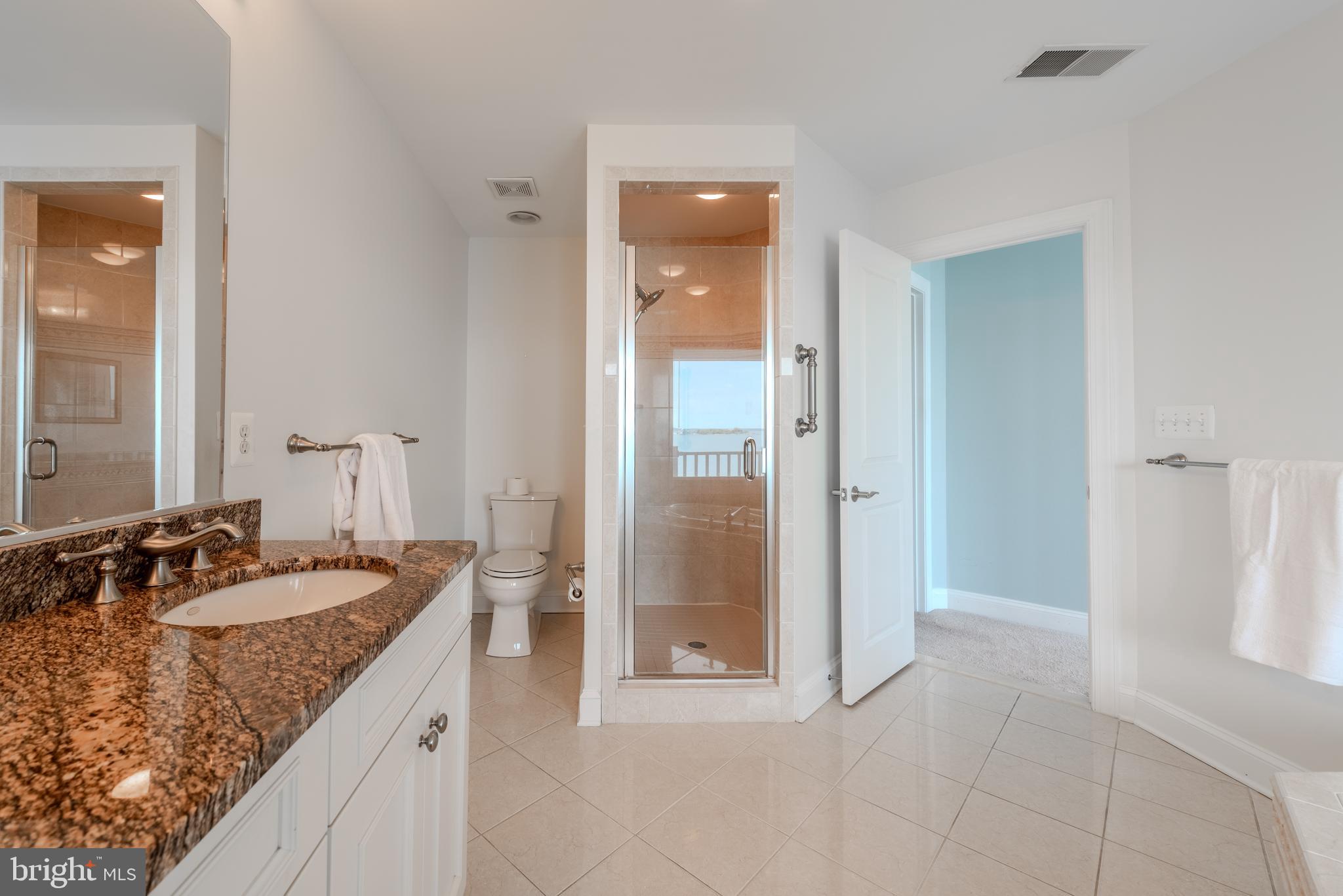 NARROWS POINTE - Residential