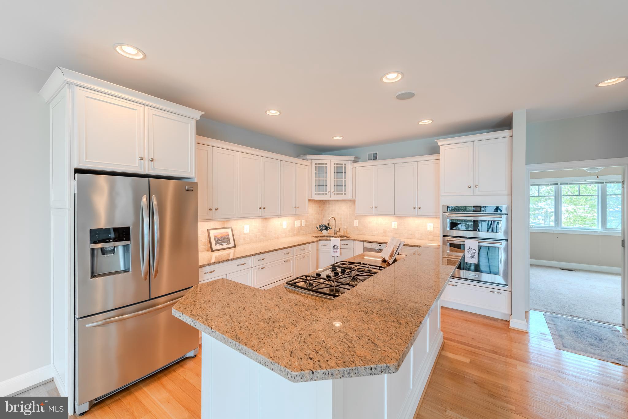 NARROWS POINTE - Residential