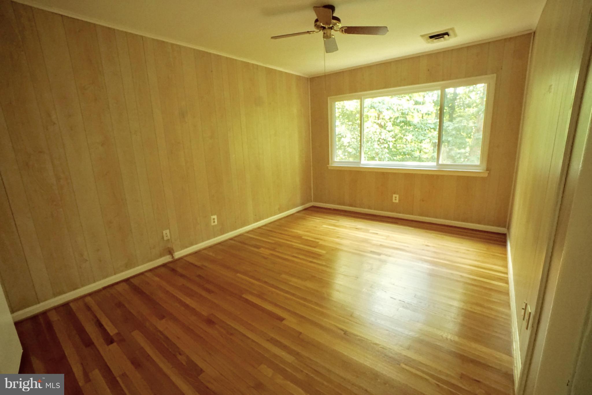 RESTON - Residential Lease