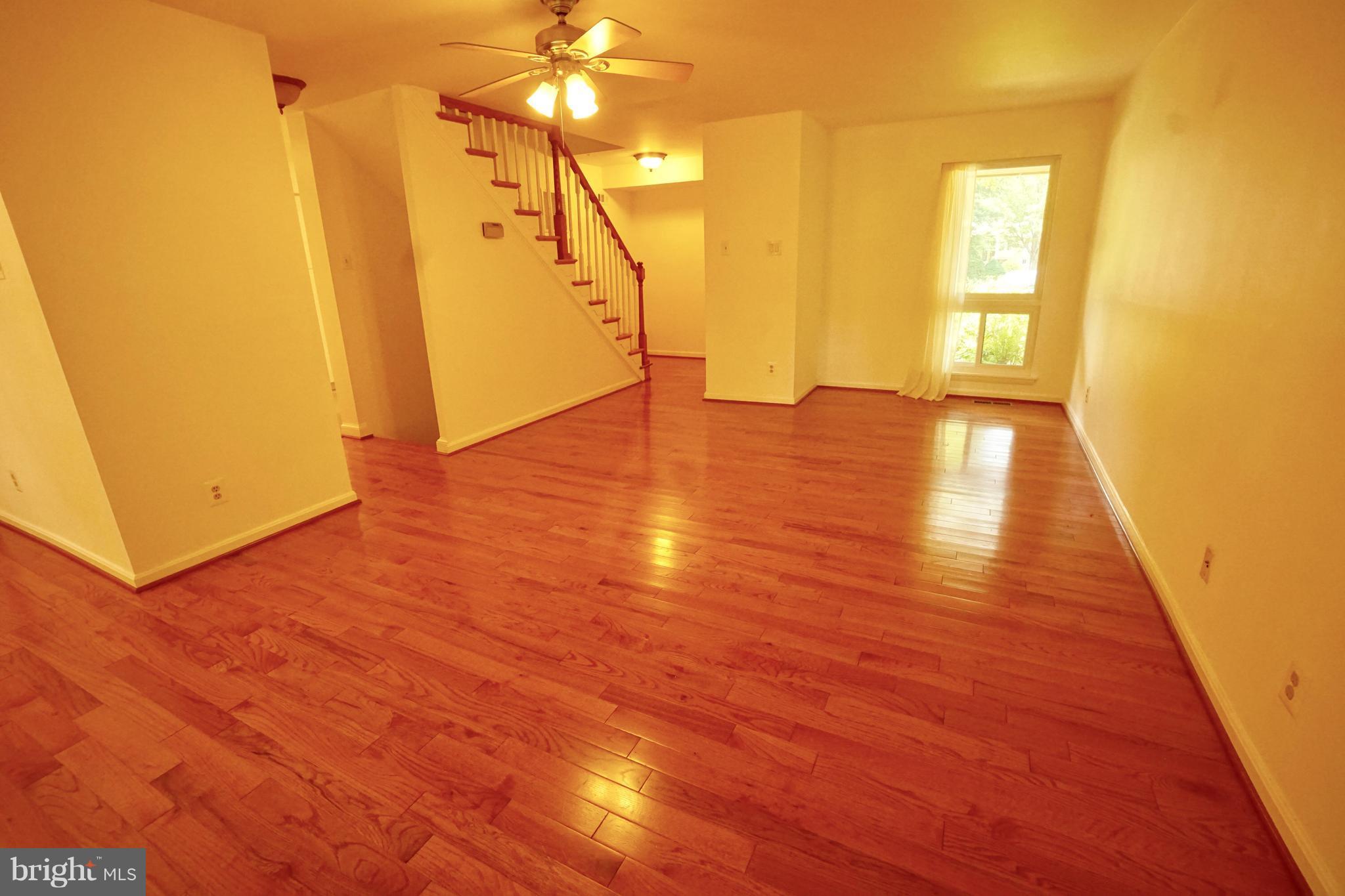 RESTON - Residential Lease