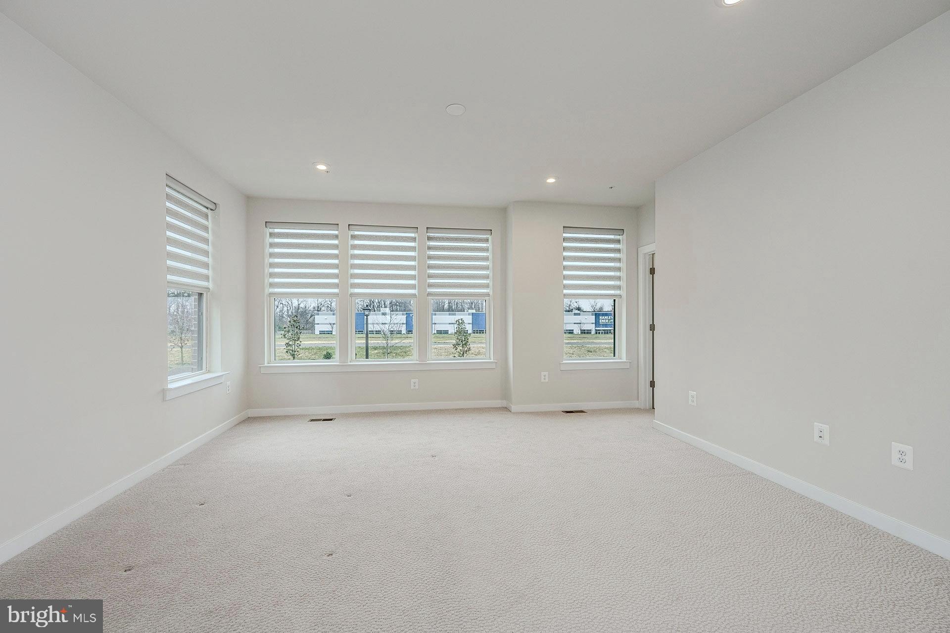 ASHBROOK PLACE - Residential