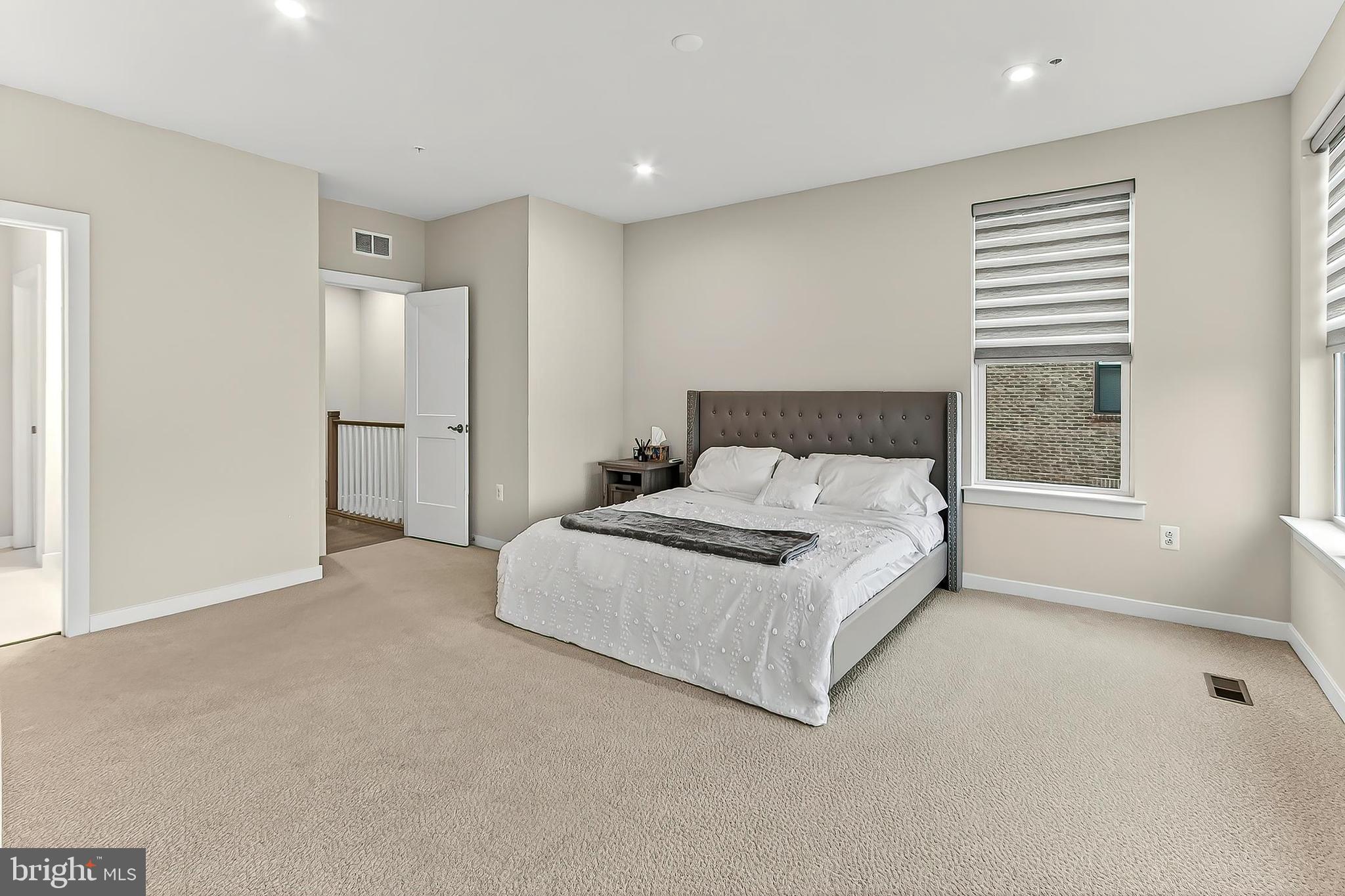 ASHBROOK PLACE - Residential