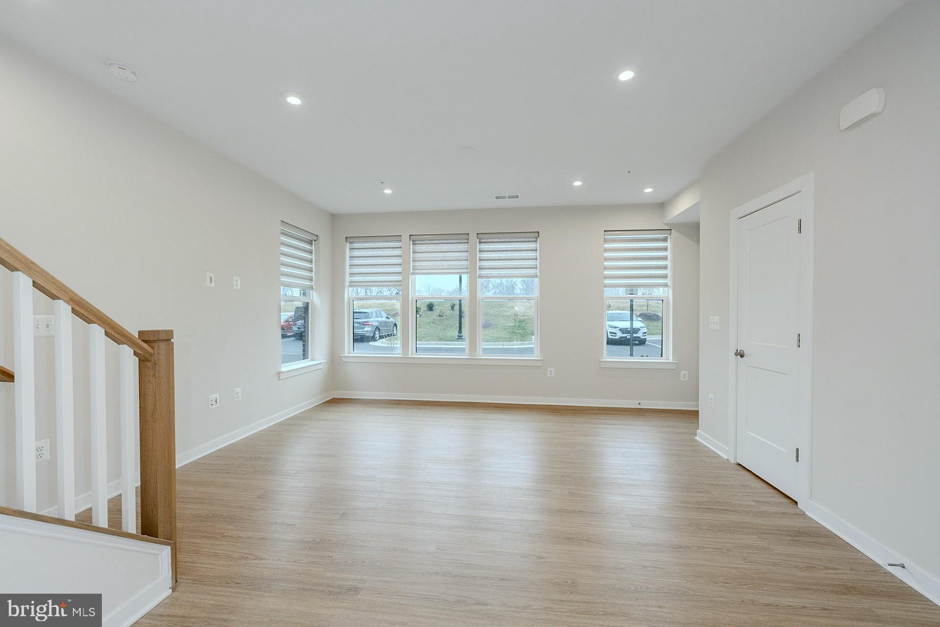 ASHBROOK PLACE - Residential