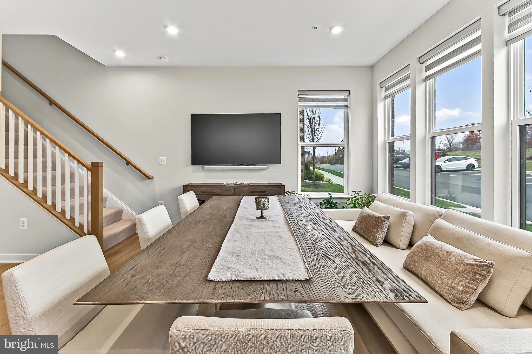 ASHBROOK PLACE - Residential