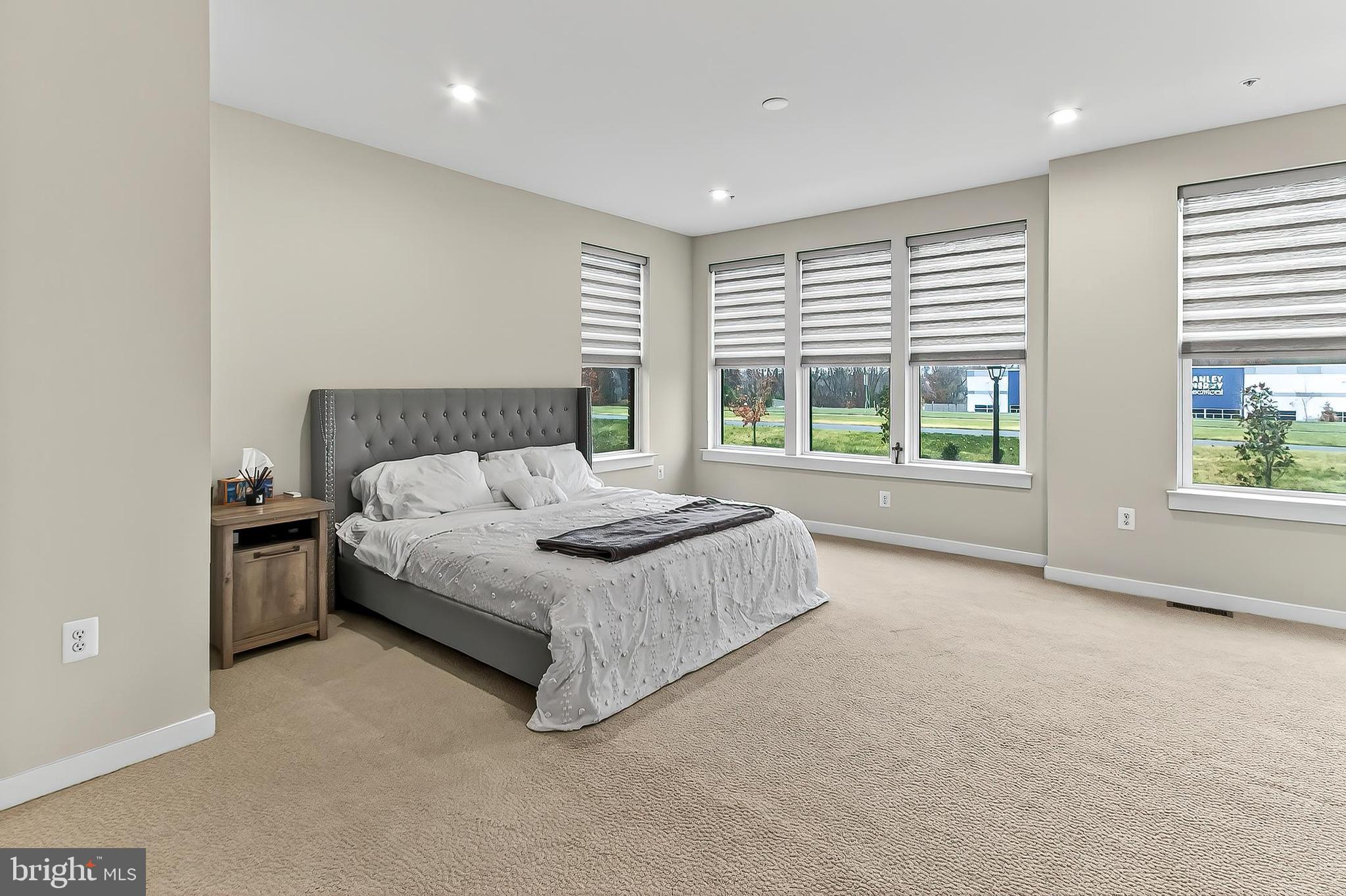 ASHBROOK PLACE - Residential