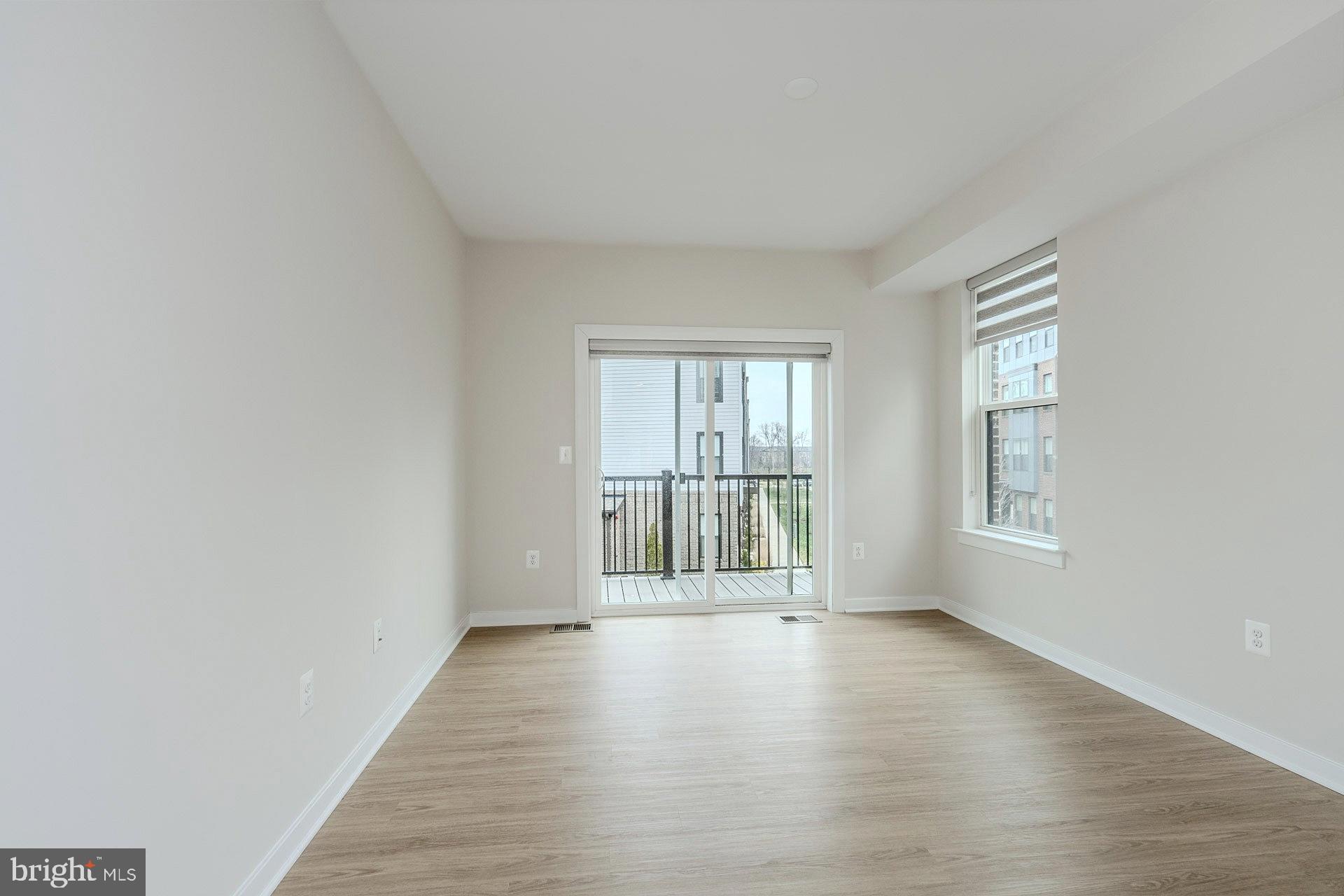 ASHBROOK PLACE - Residential