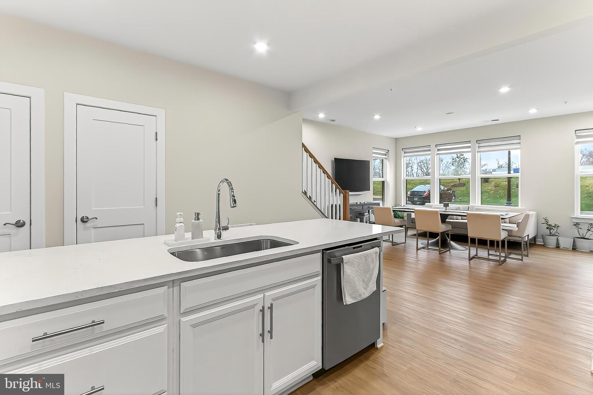 ASHBROOK PLACE - Residential