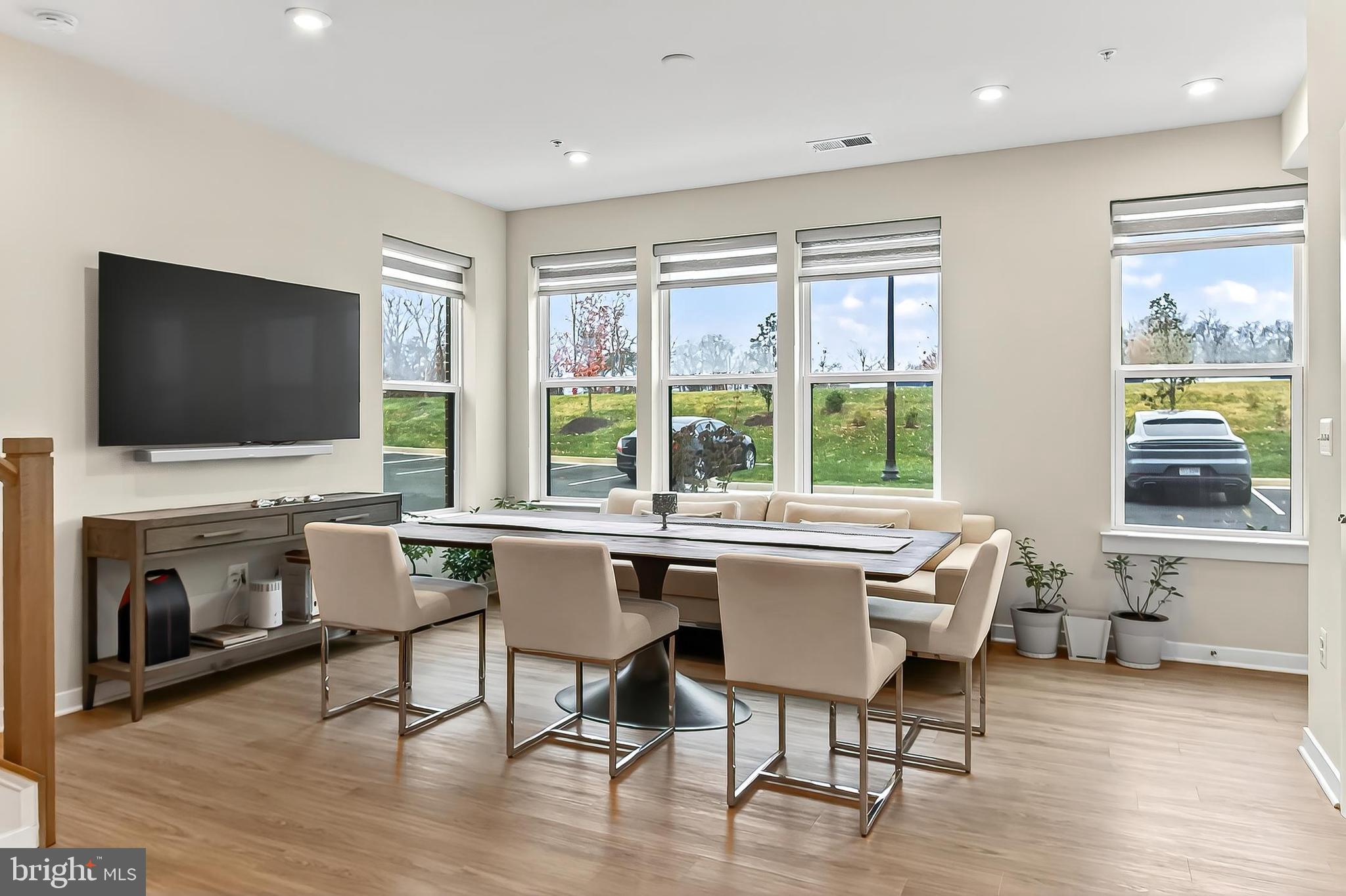 ASHBROOK PLACE - Residential