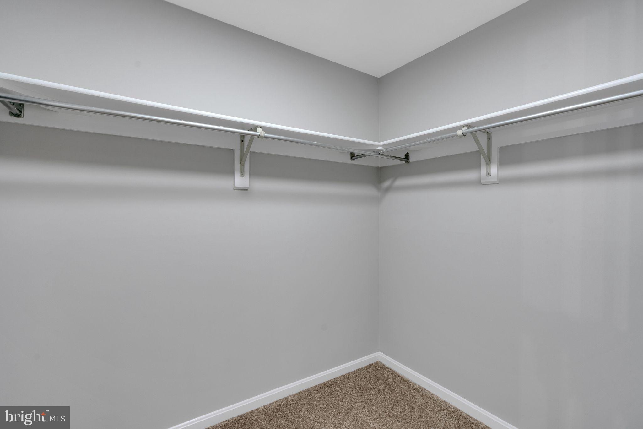 PHEASANT RUN - Residential