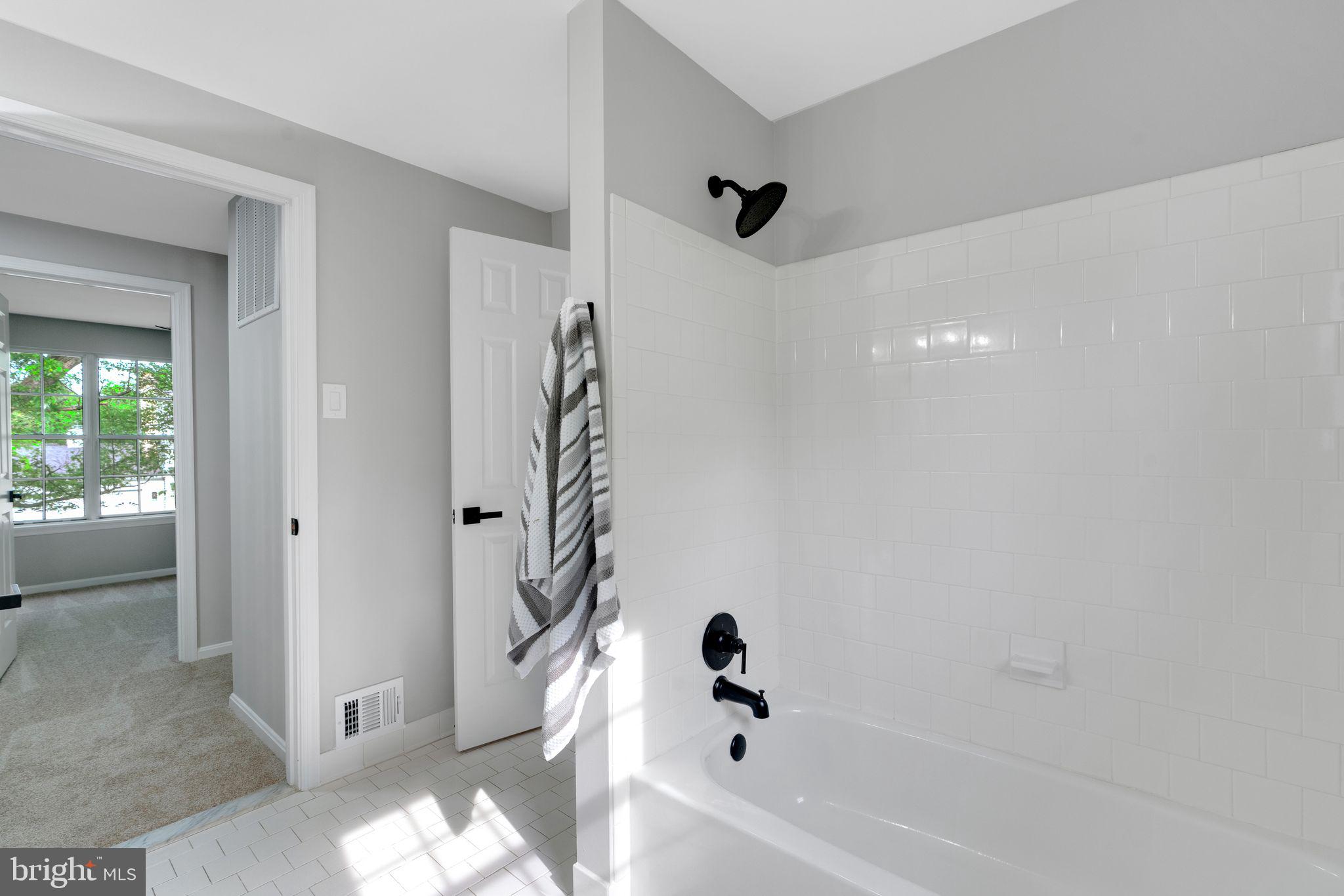 PHEASANT RUN - Residential