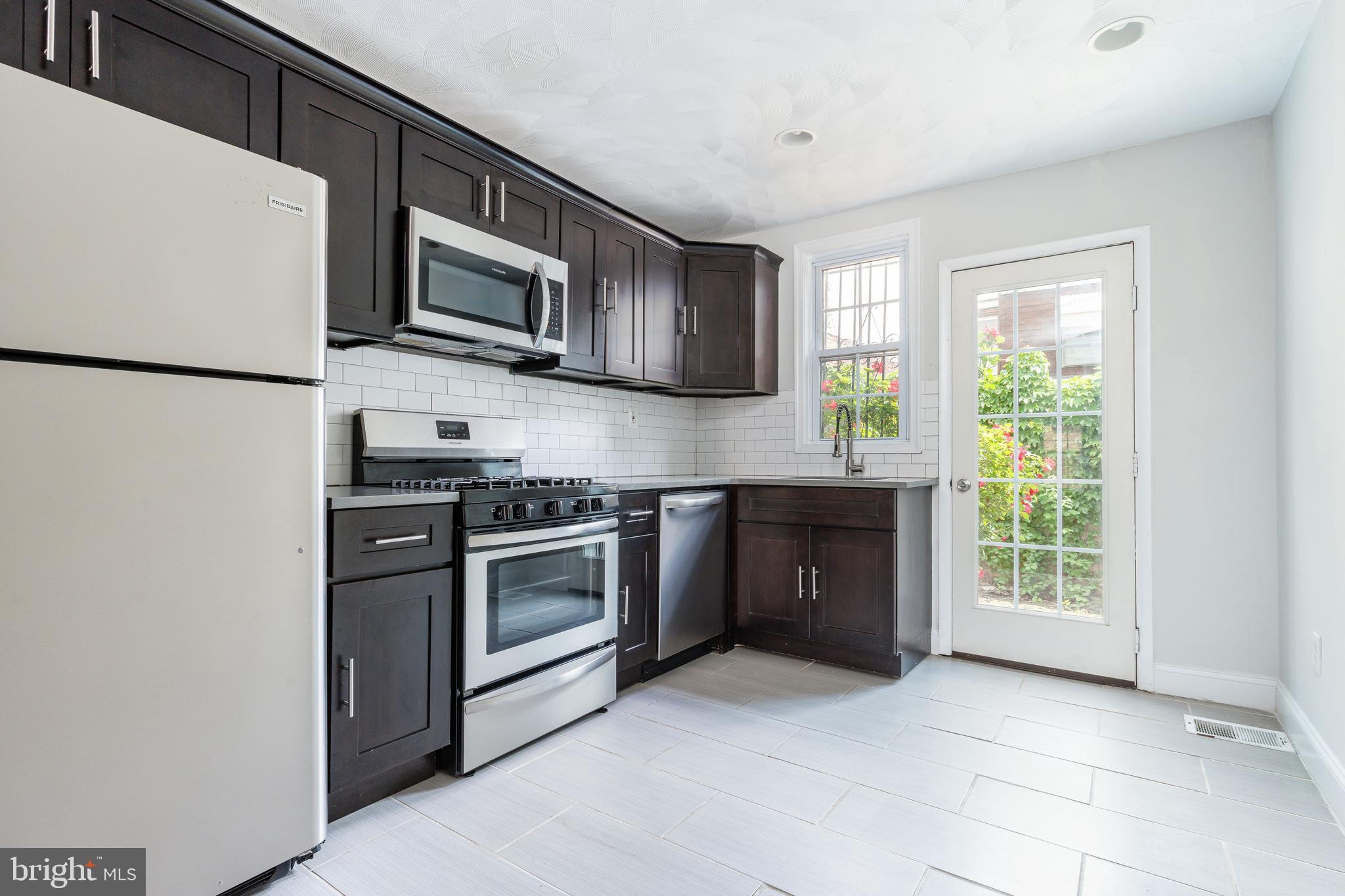 NORRIS SQUARE - Residential