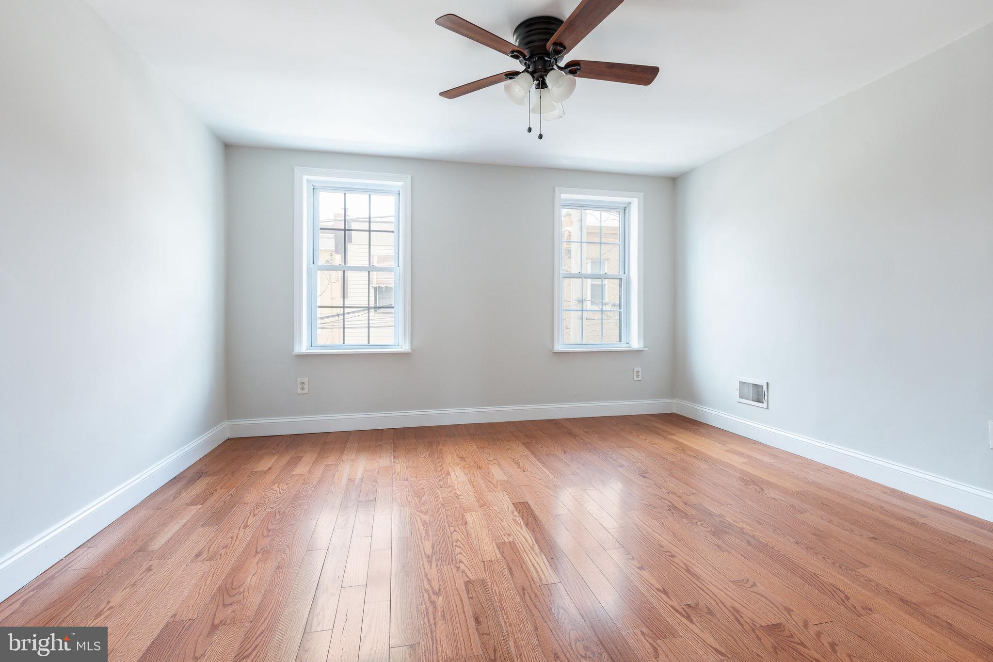 NORRIS SQUARE - Residential