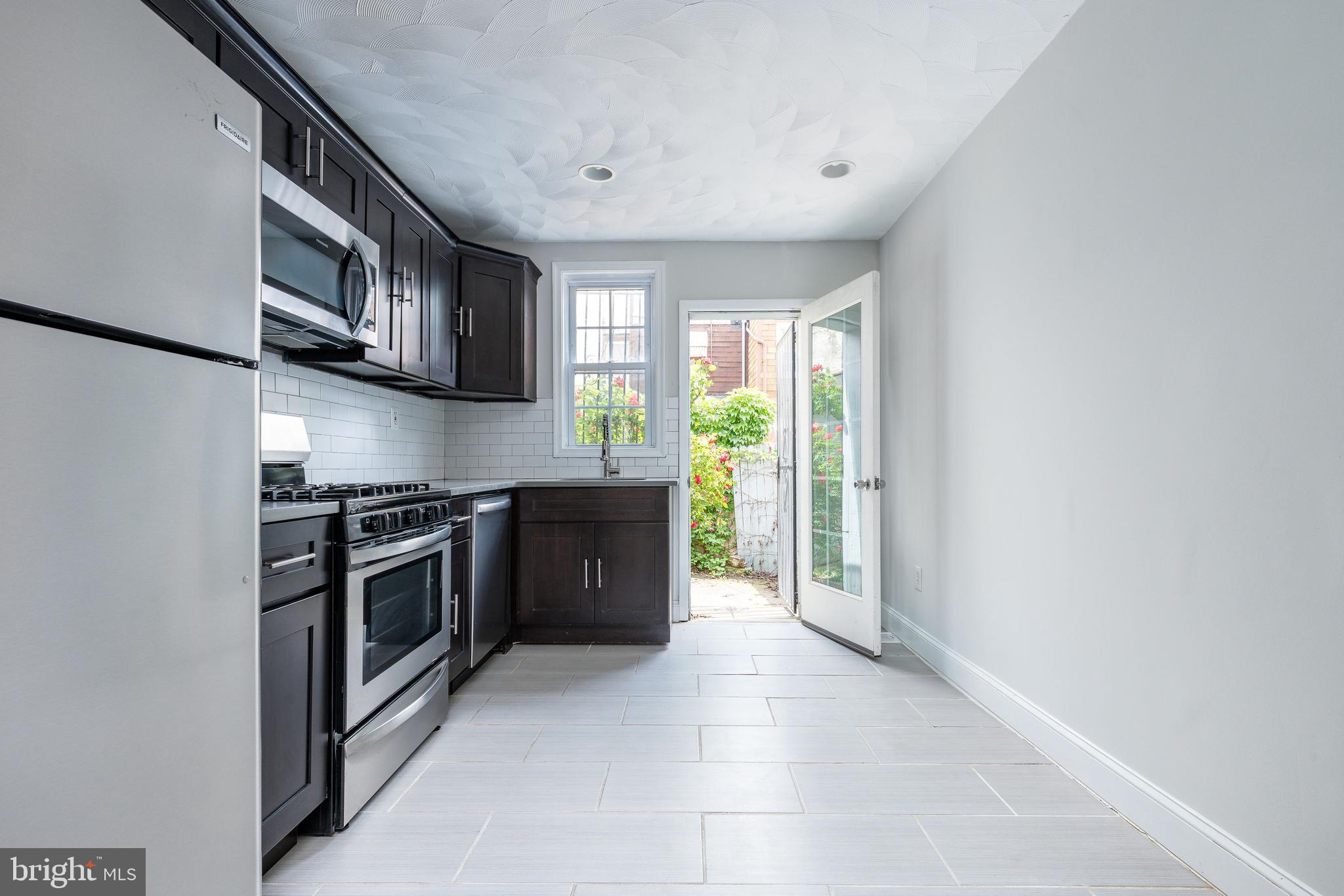 NORRIS SQUARE - Residential