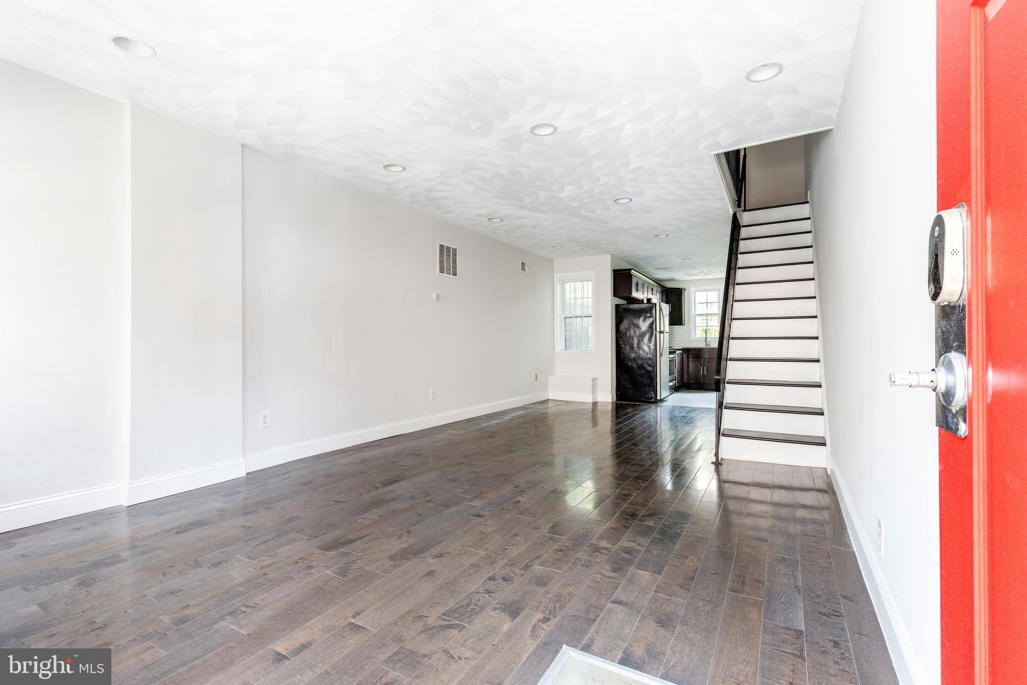 NORRIS SQUARE - Residential