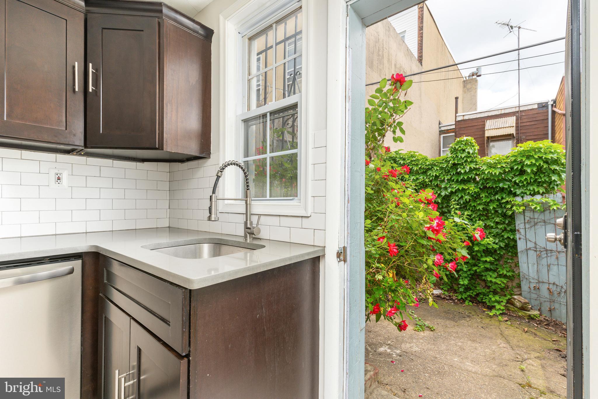 NORRIS SQUARE - Residential