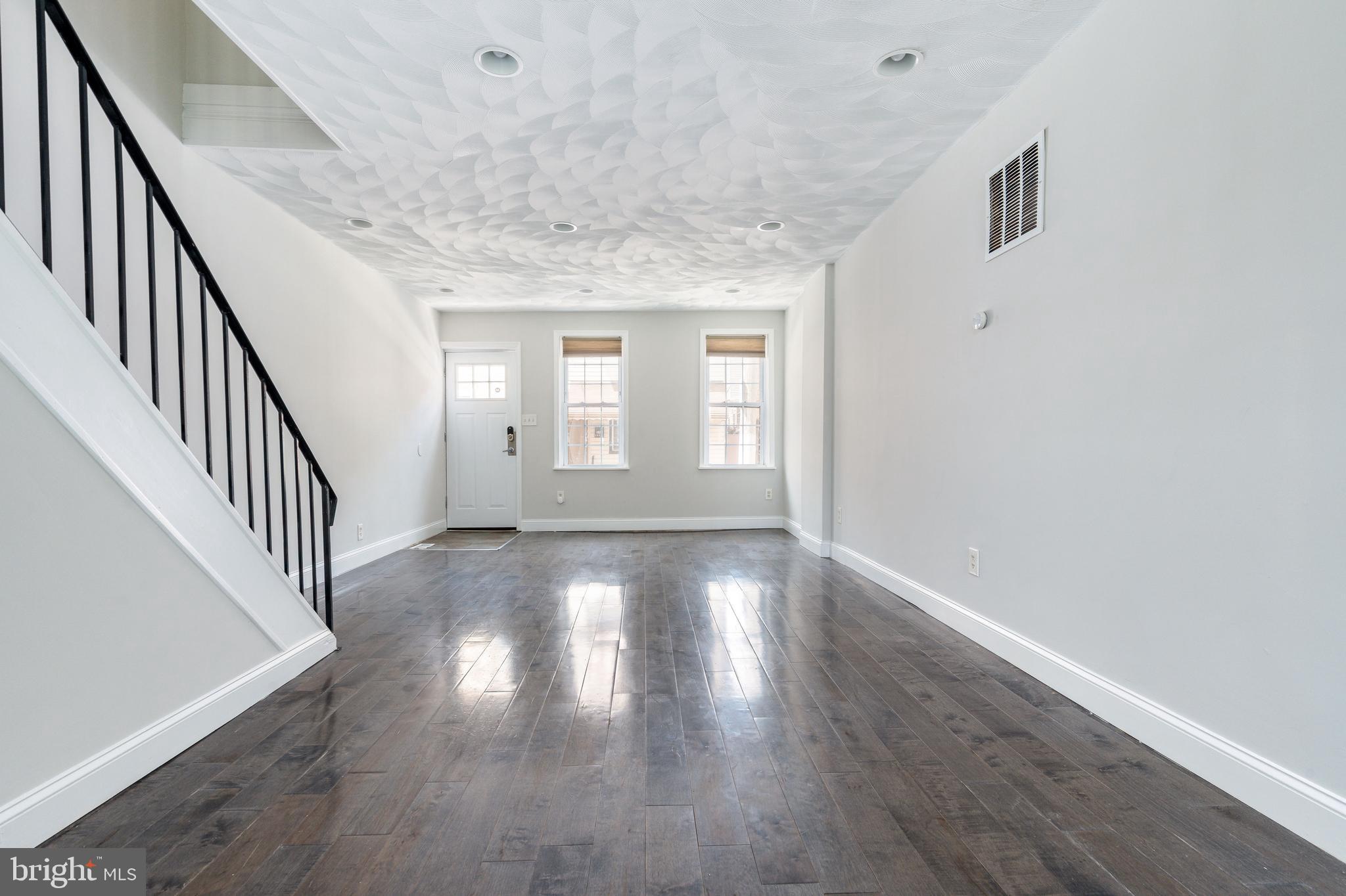 NORRIS SQUARE - Residential