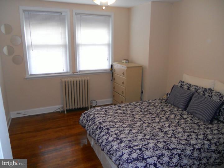 EAST FALLS - Residential Lease