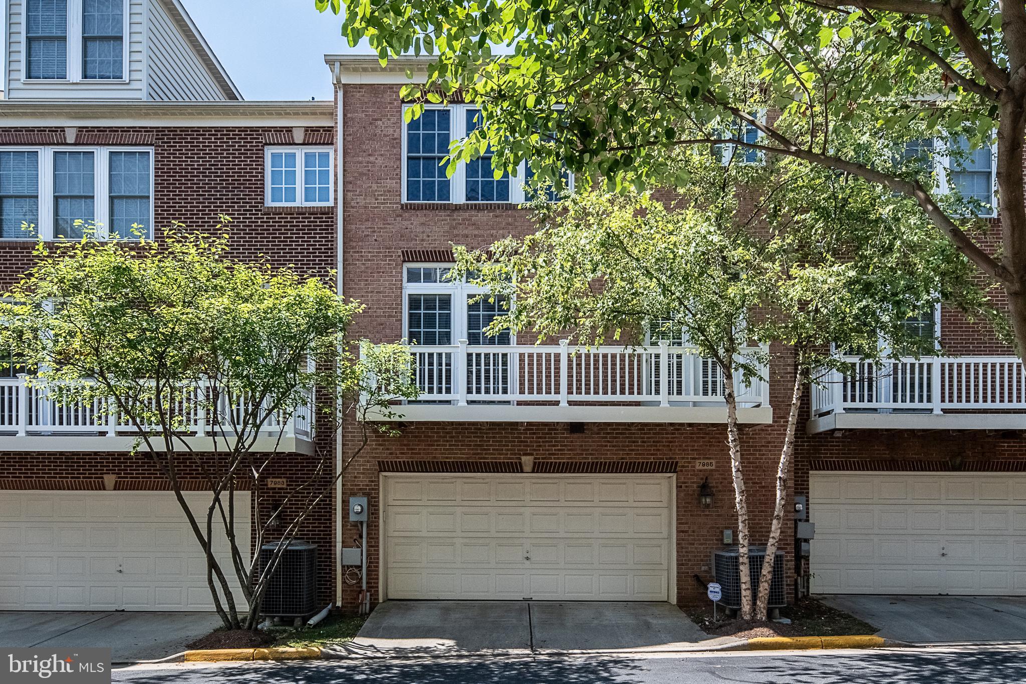 RESERVE AT TYSONS CORNER - Residential Lease