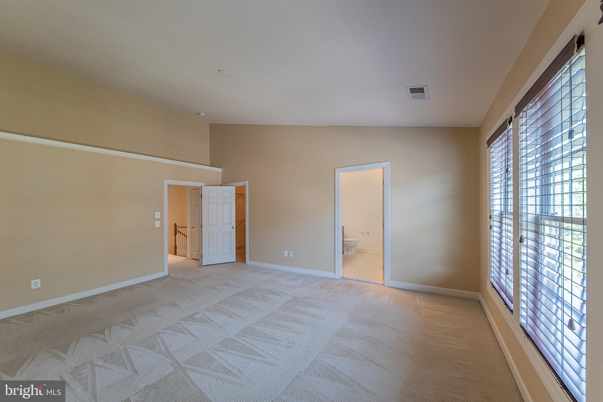 RESERVE AT TYSONS CORNER - Residential Lease