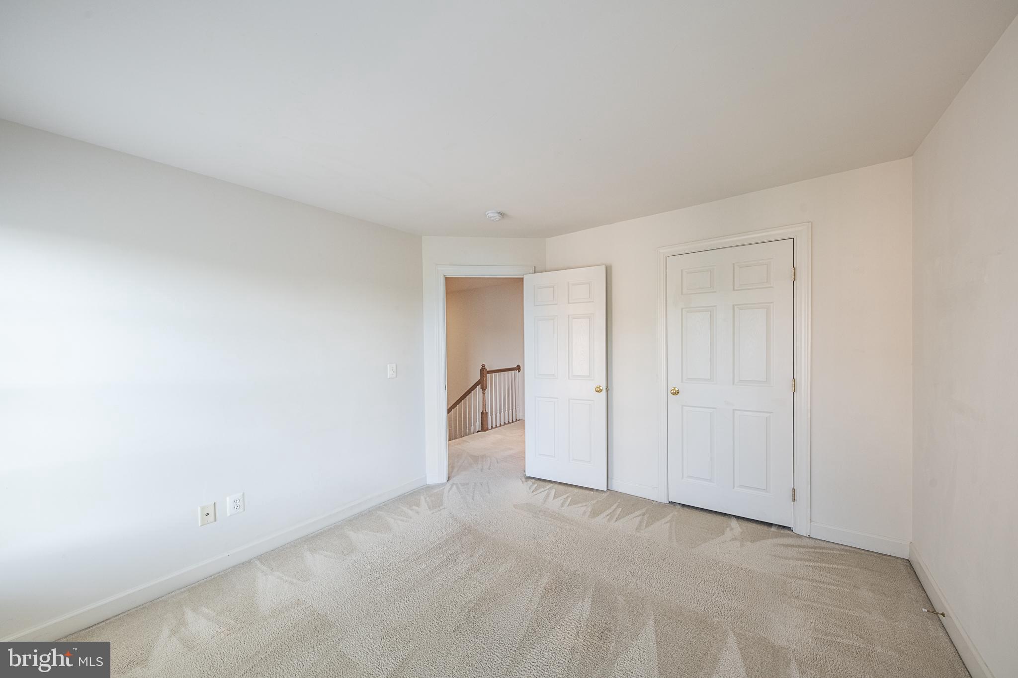 RESERVE AT TYSONS CORNER - Residential Lease