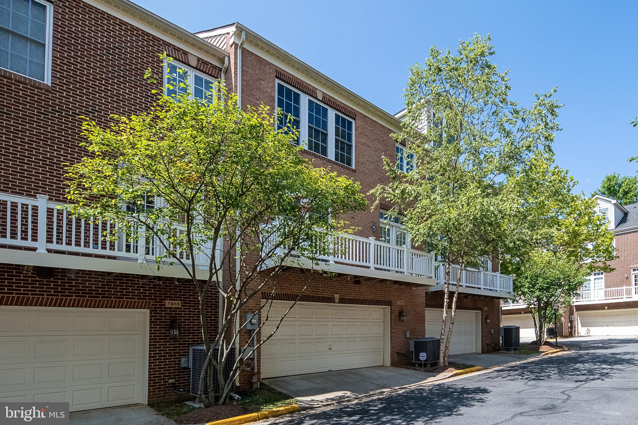 RESERVE AT TYSONS CORNER - Residential Lease