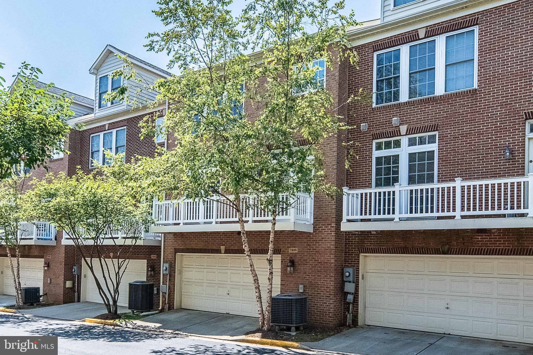 RESERVE AT TYSONS CORNER - Residential Lease