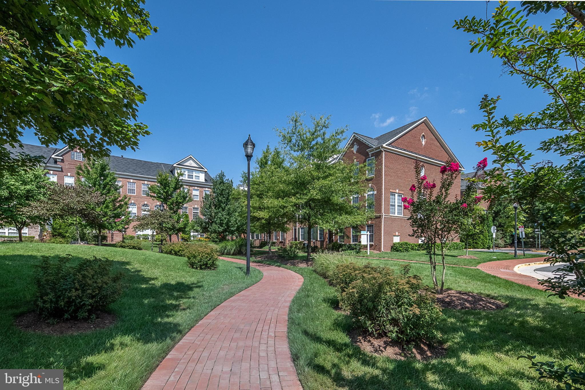 RESERVE AT TYSONS CORNER - Residential Lease