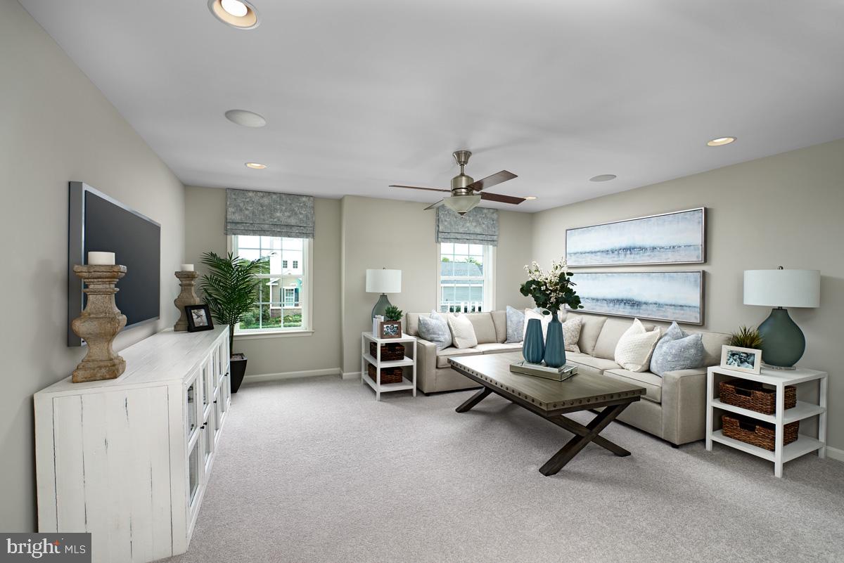 1617 SHADY TREE COURT