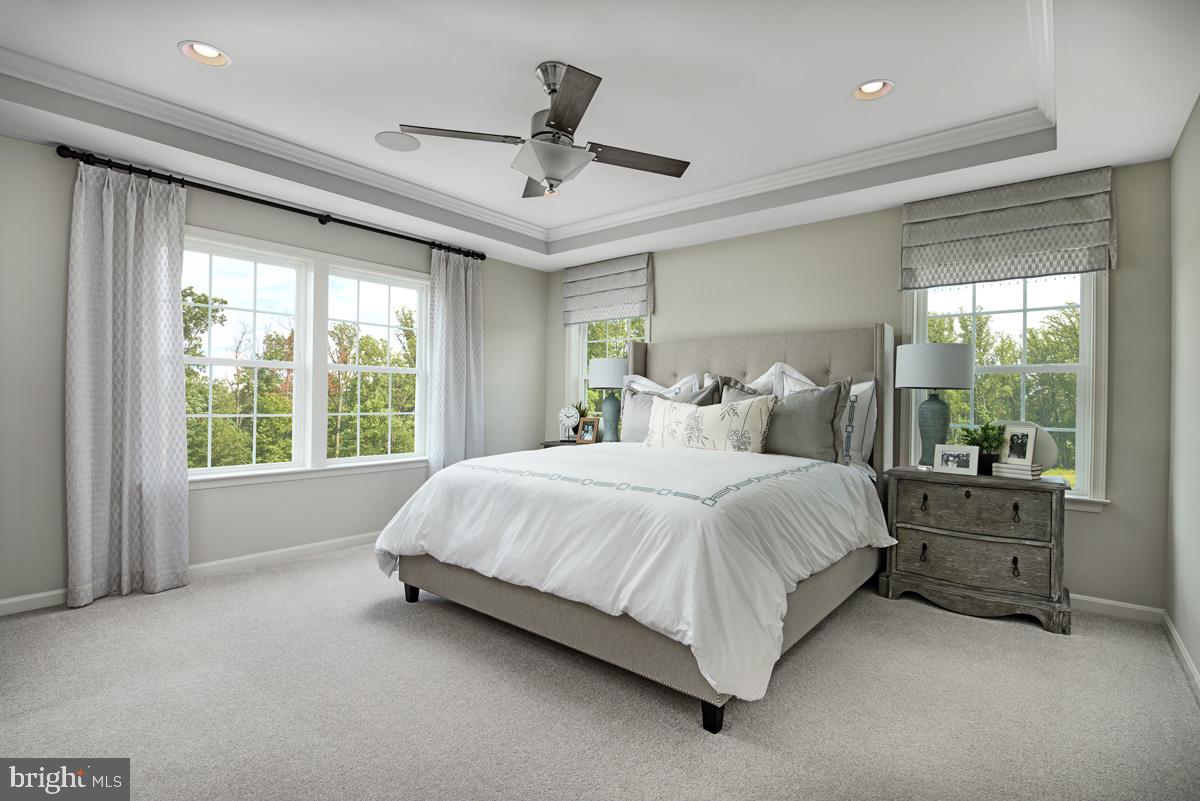 ROBERTS CROSSING - Residential
