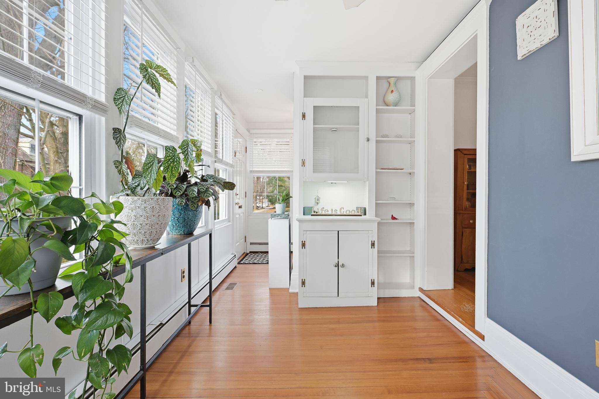 WAWASET PARK - Residential